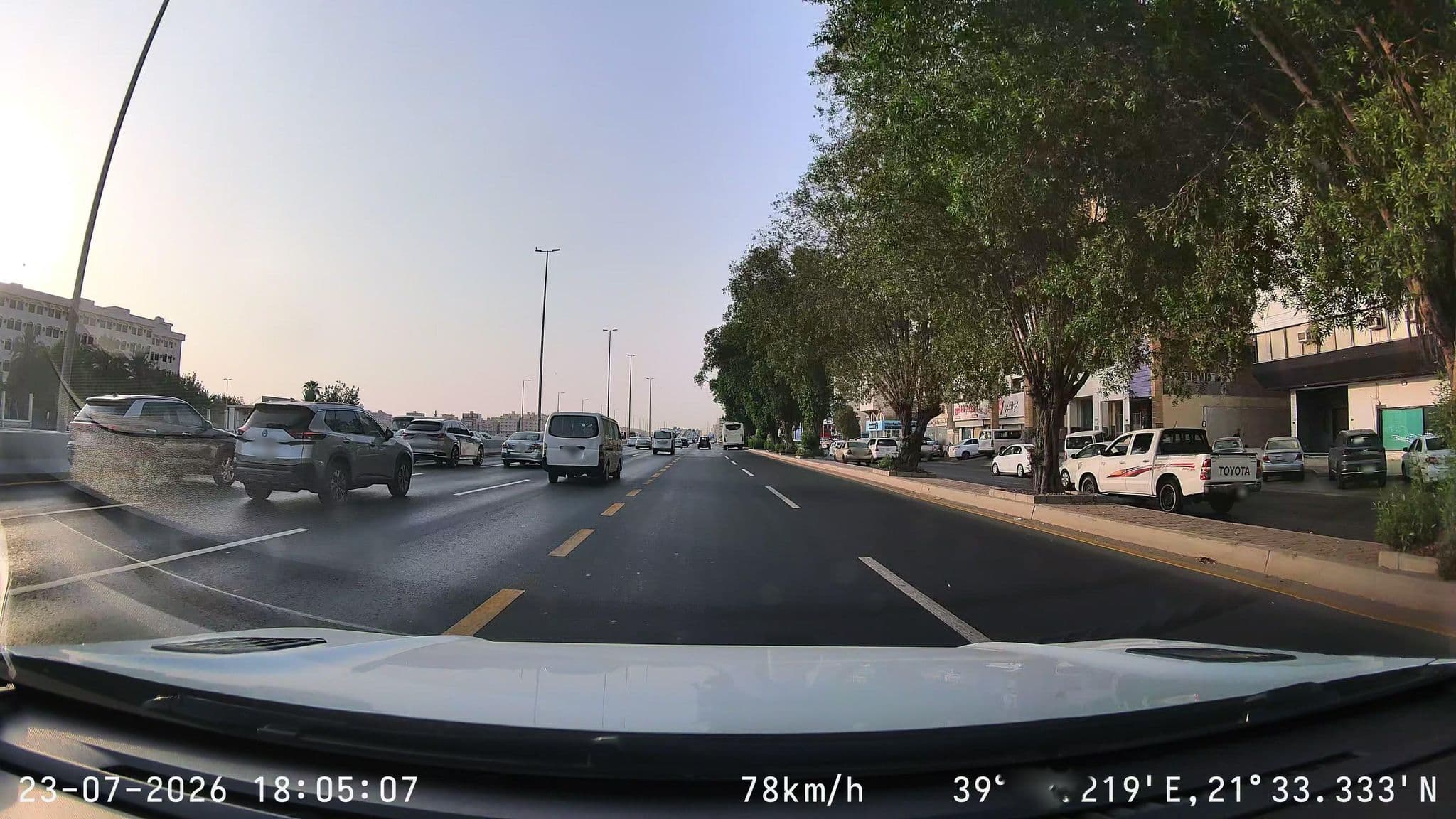 Street view near Dyafat Al Saati by Al Saati Group Jeddah, Jeddah — © mechari (CC BY-SA · Mapillary)