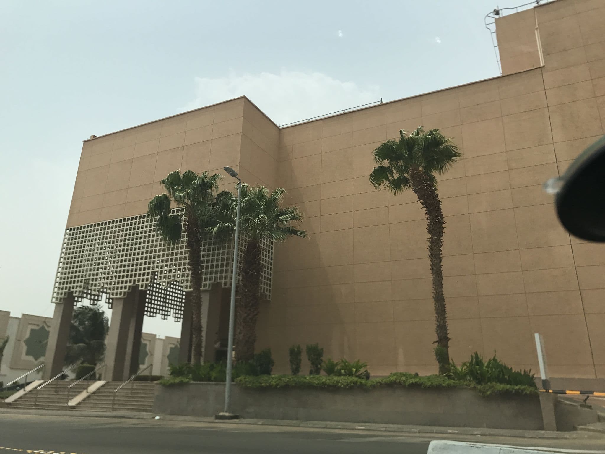 Street view near Le Méridien Jeddah - Fairooz Hall, Jeddah — © hisham95 (CC BY-SA · Mapillary)
