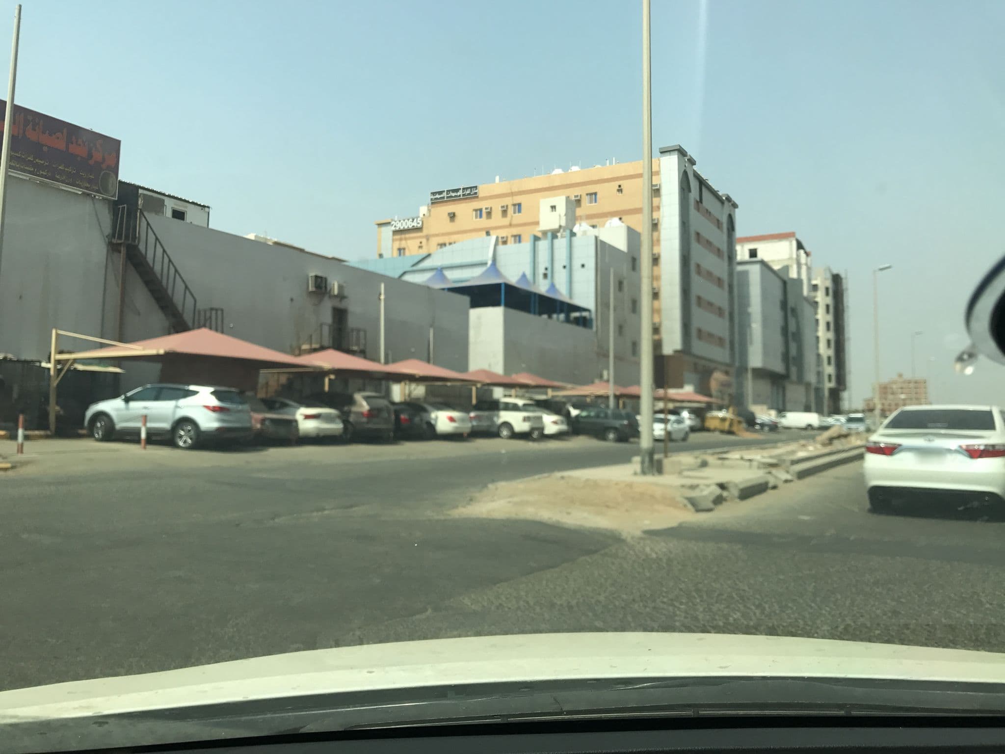 Street view near Hayat Inn Hotel Suites, Jeddah — © assel95 (CC BY-SA · Mapillary)
