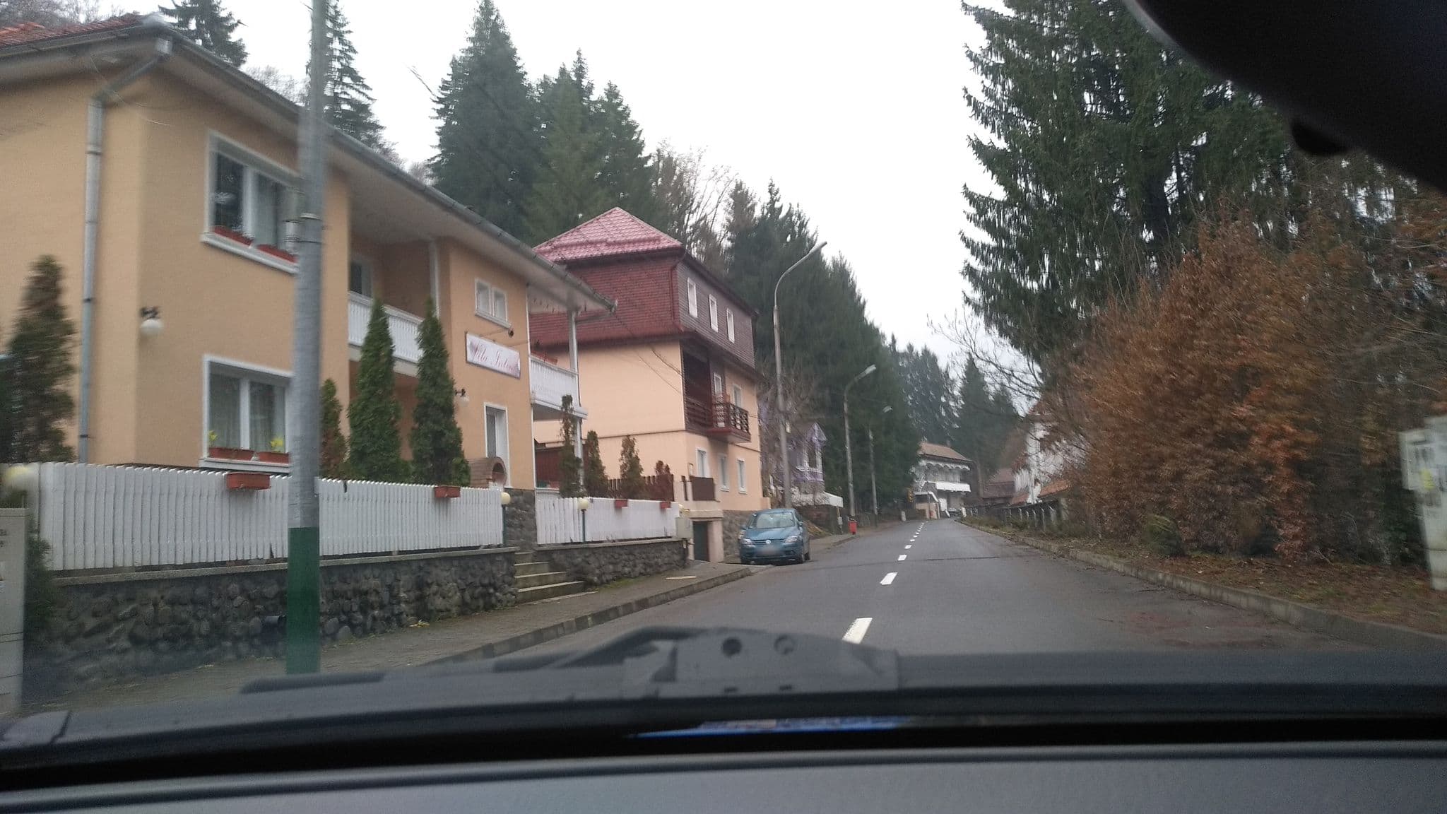 Street view near Vila Diana, Sovata — © hunsly (CC BY-SA · Mapillary)