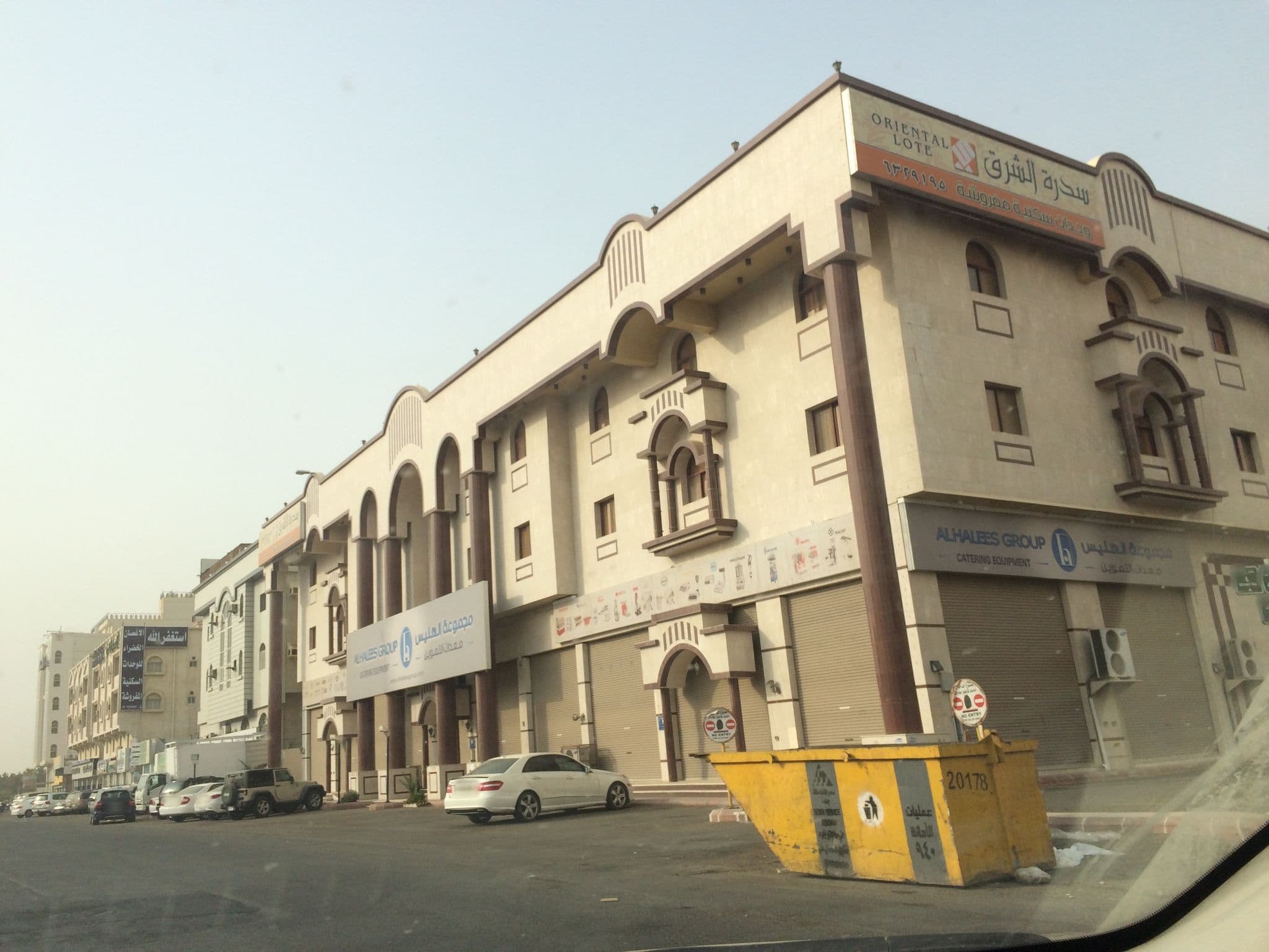Street view near منازل الورد Rose home, Jeddah — © m_hebshi (CC BY-SA · Mapillary)