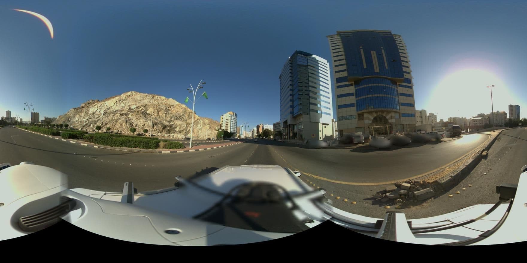 Street view near Ruba Alhijaz Hotel, Makkah — © ehabeid (CC BY-SA · Mapillary)