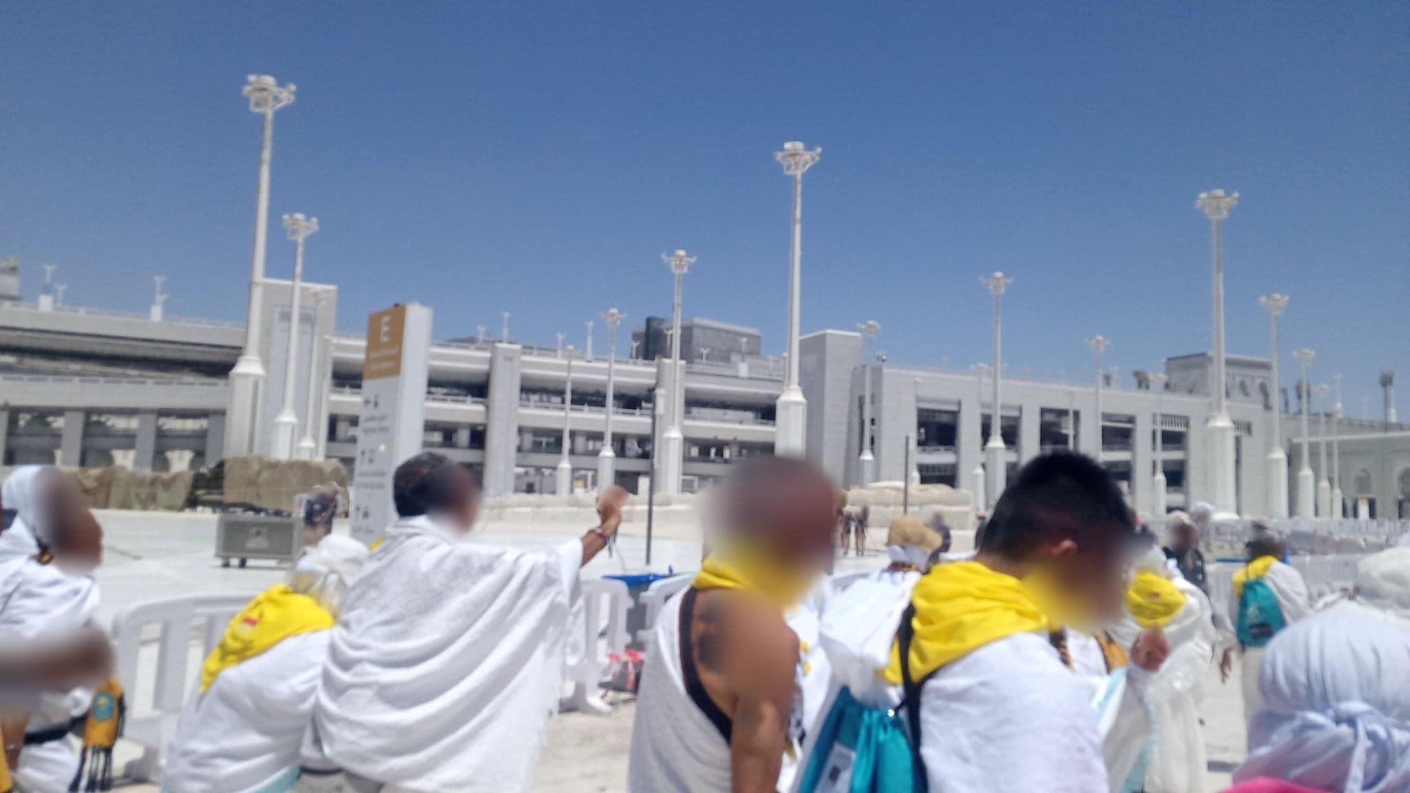 Street view near Wardah Ghazzah, Makkah — © danils (CC BY-SA · Mapillary)