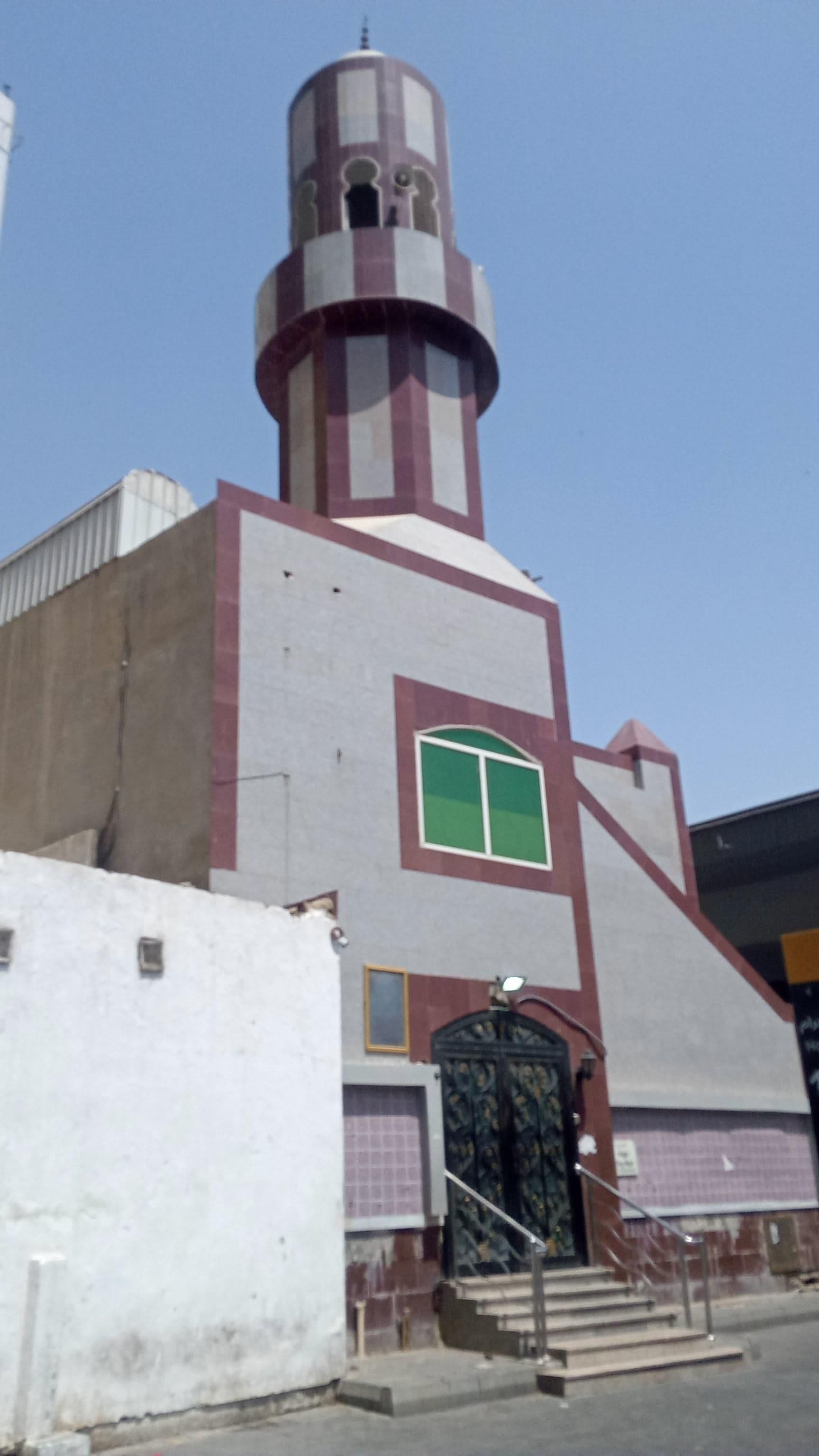 Street view near Al Bader Hotel (3), Makkah — © danils (CC BY-SA · Mapillary)