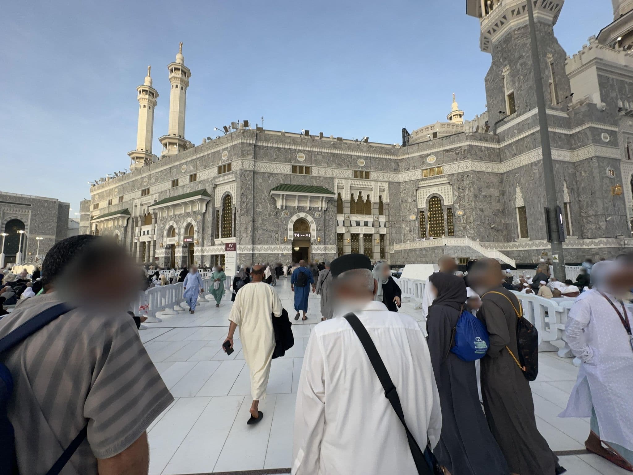 Street view near Zamzam Hotel Level 10, Makkah — © asturksever (CC BY-SA · Mapillary)