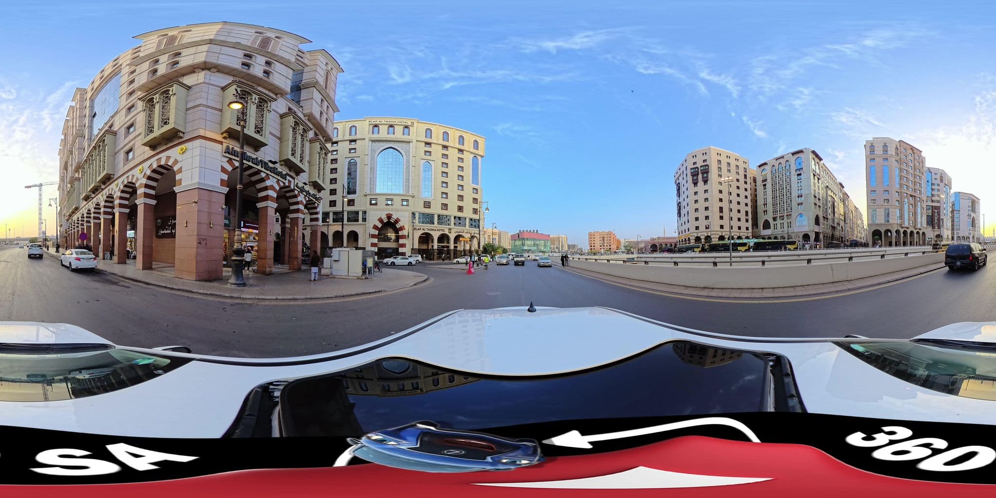 Street view near green tower hotel, Madinah — © mahmoud12 (CC BY-SA · Mapillary)