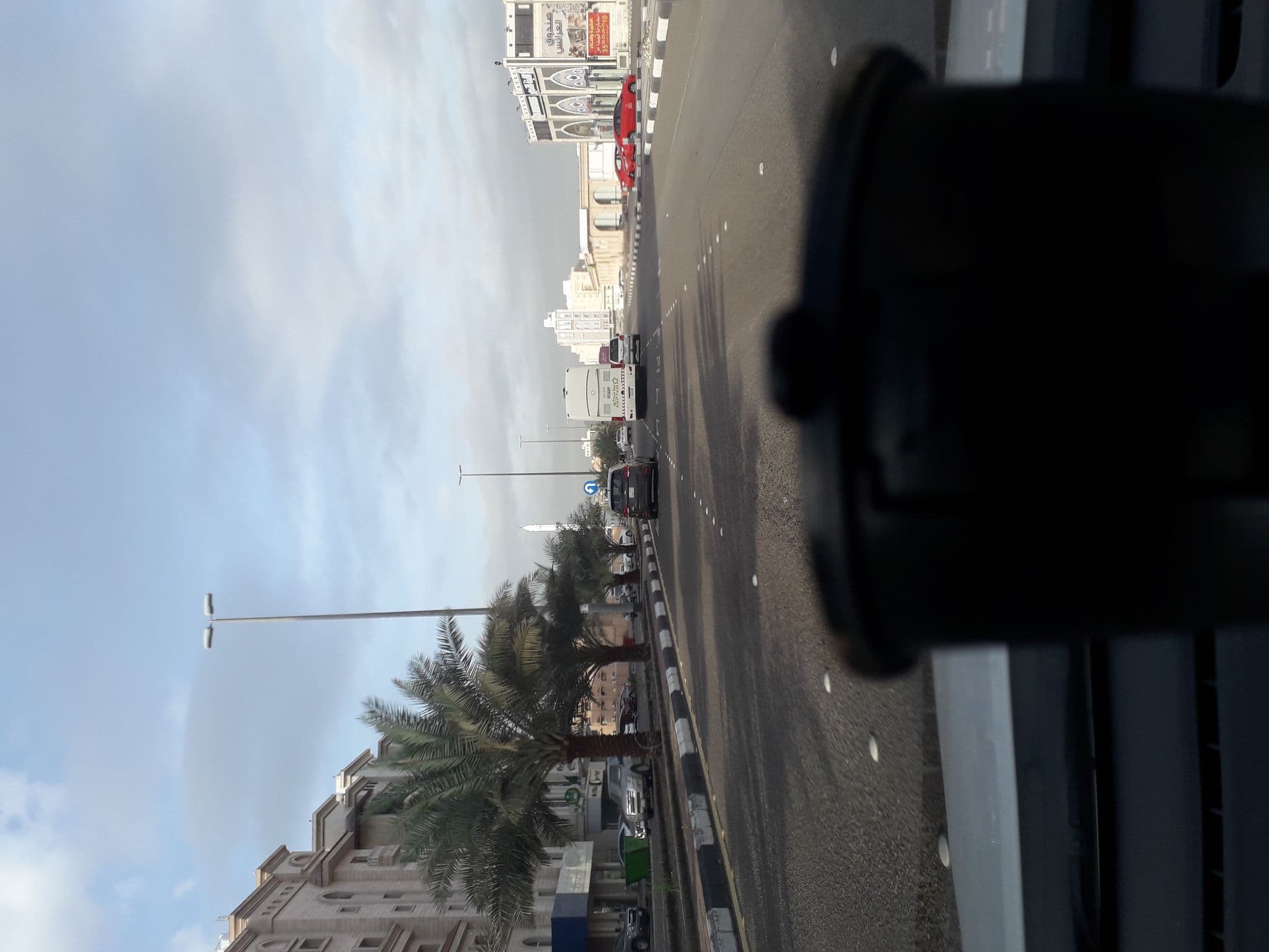 Street view near دار رنيم للشقق المفروشة, Madinah — © sgsb (CC BY-SA · Mapillary)