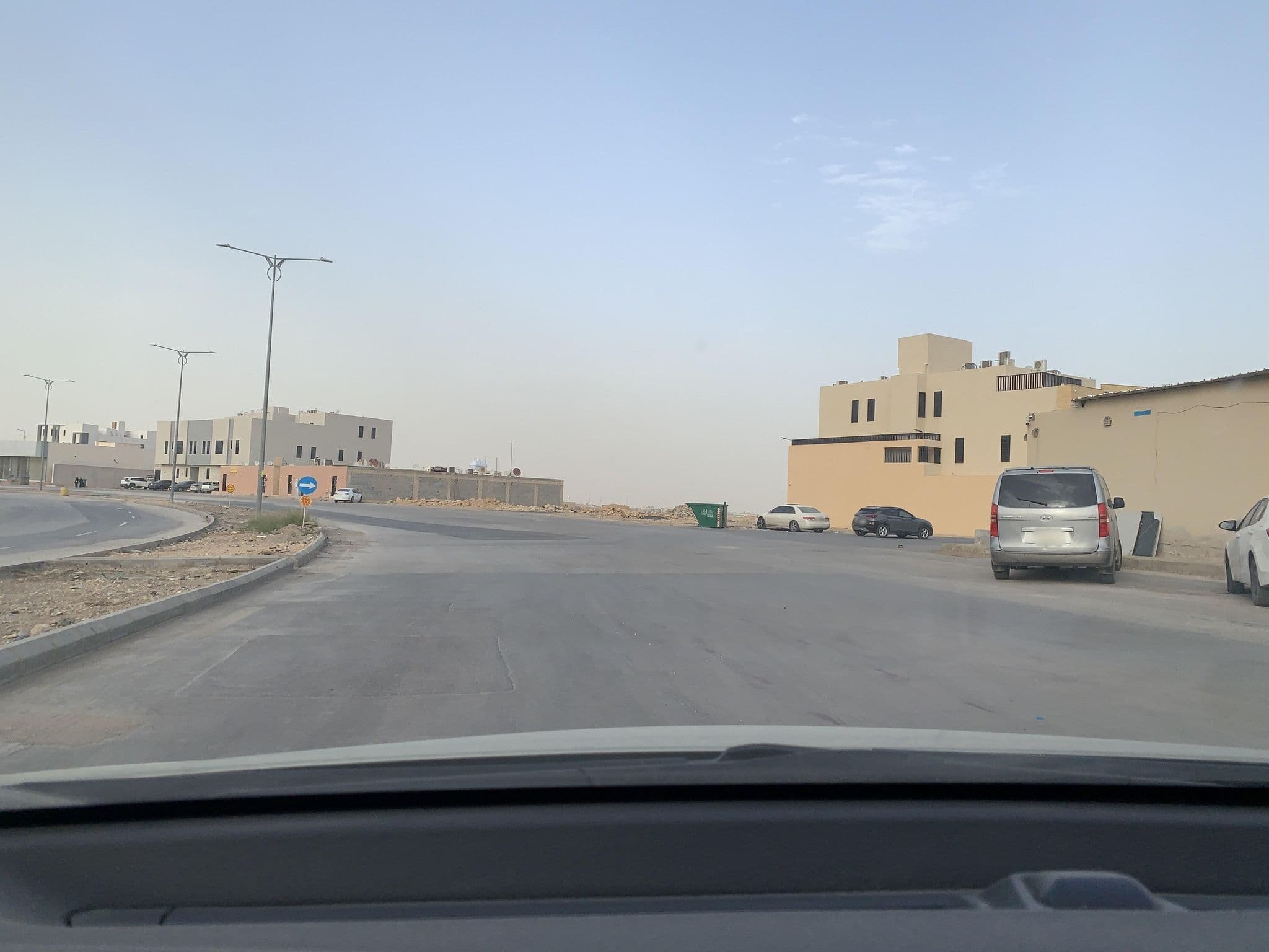 Street view near منتجعات اي بي الفندقية, ‘Irqah — © MahmoudRagab_HudhudMaps (CC BY-SA · Mapillary)