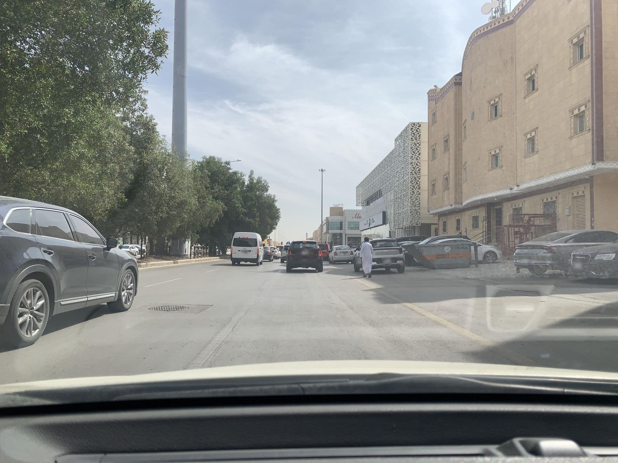 Street view near لايل للوحدات السكنية, Ad Dir‘īyah — © MahmoudRagab_HudhudMaps (CC BY-SA · Mapillary)