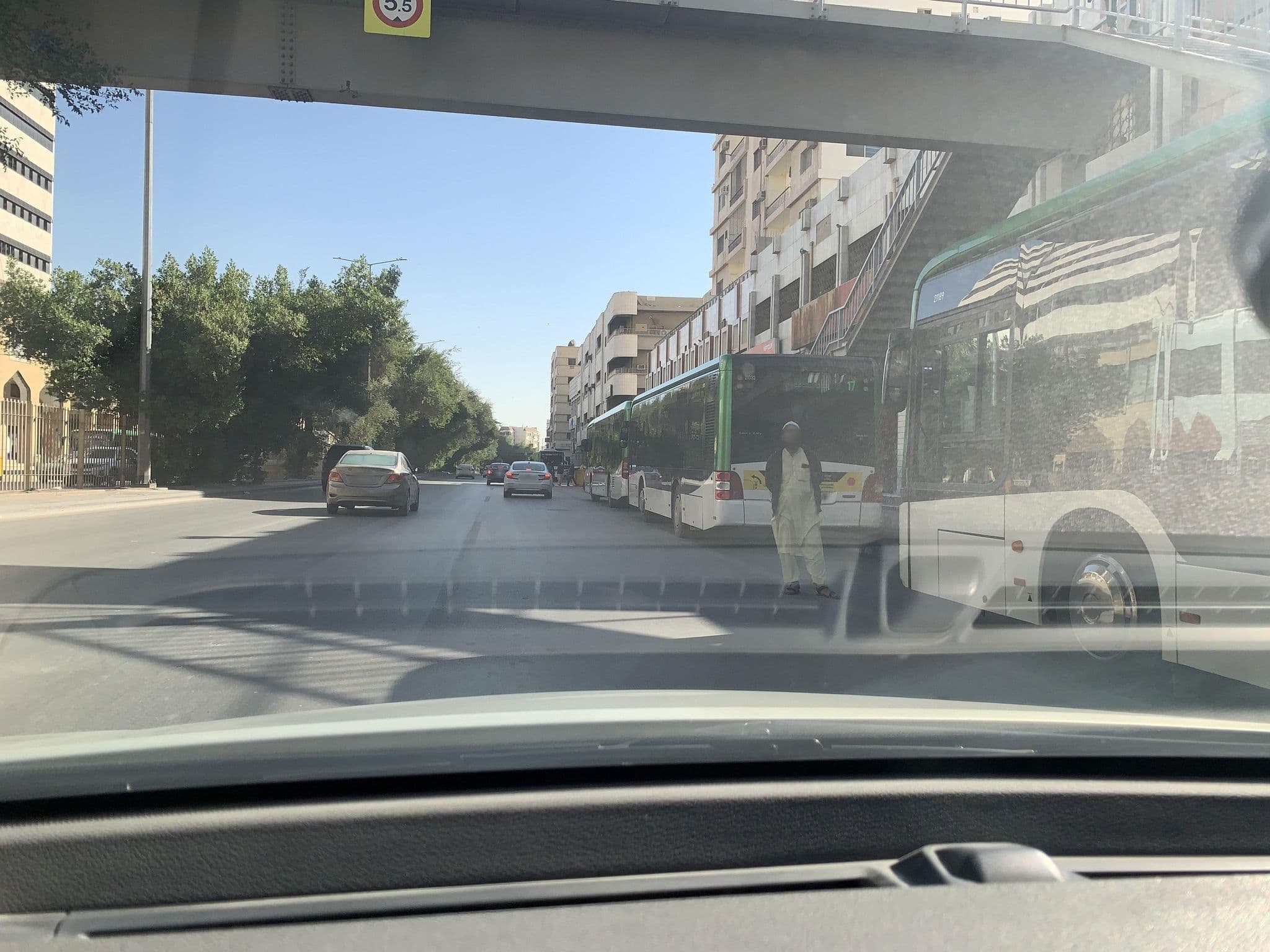 Street view near Orchid Al Ghorabi, Riyadh — © mana11ahmad (CC BY-SA · Mapillary)