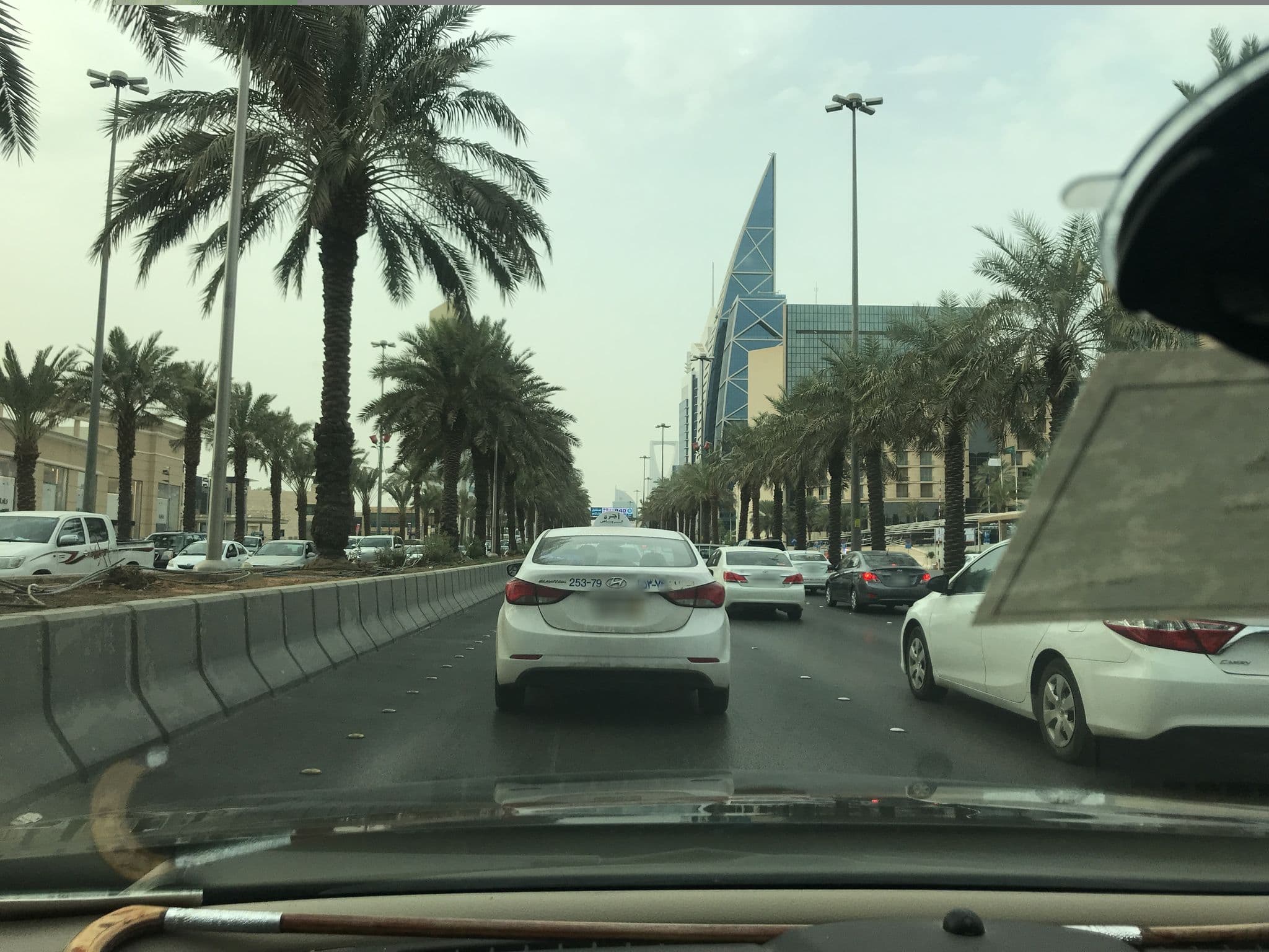 Street view near Sulaimania, Riyadh — © mjoodealtamimi (CC BY-SA · Mapillary)