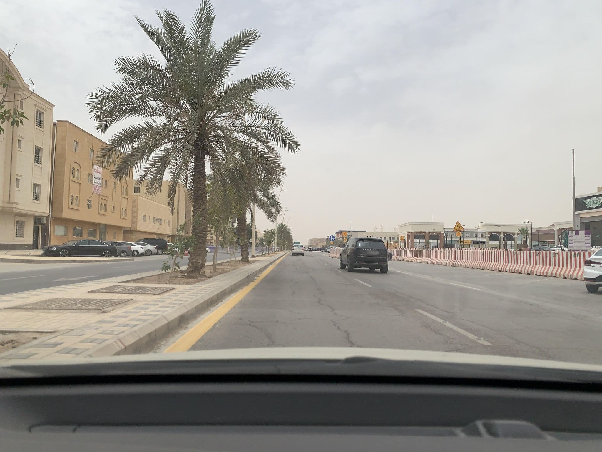 Street view near Randa (رندا للوحدات السكنية), Riyadh — © MahmoudRagab_HudhudMaps (CC BY-SA · Mapillary)