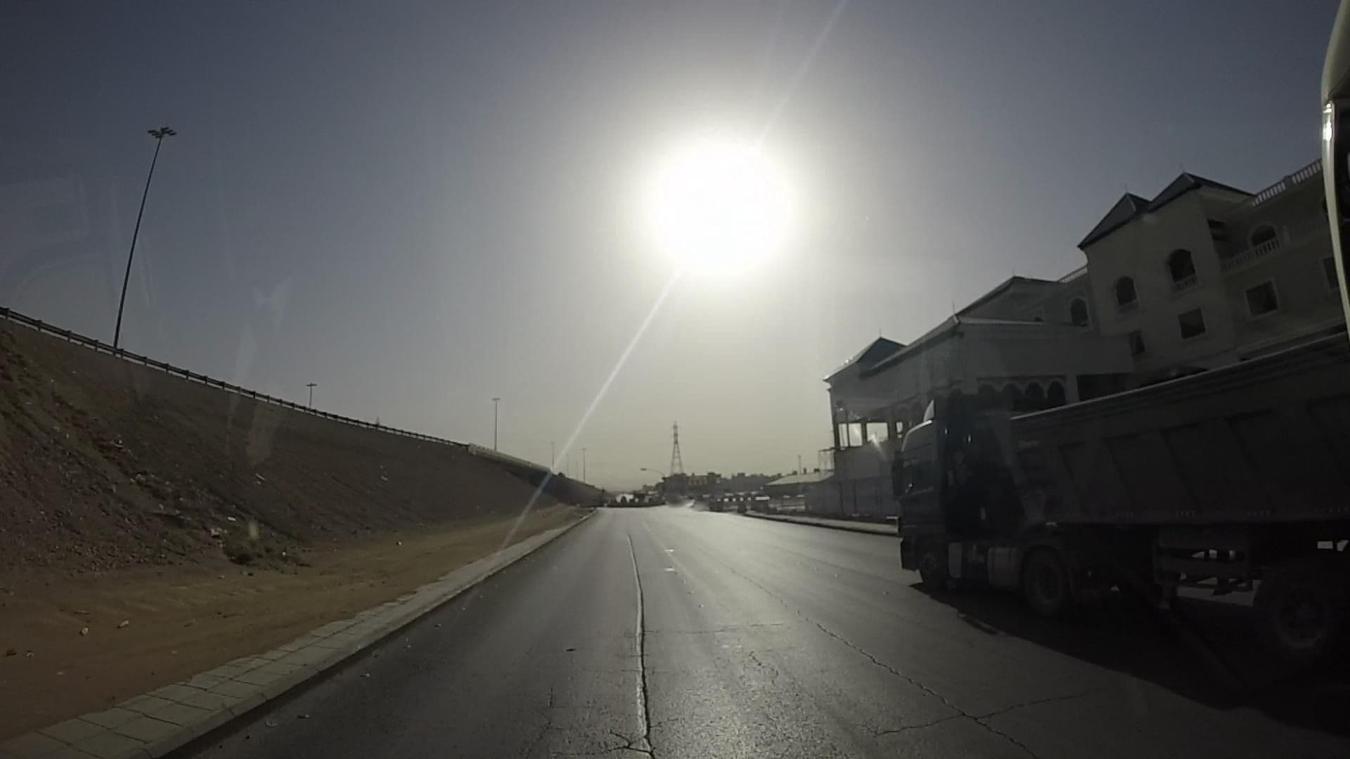 Street view near Alrahden Hotel, Riyadh — © mikelo (CC BY-SA · Mapillary)
