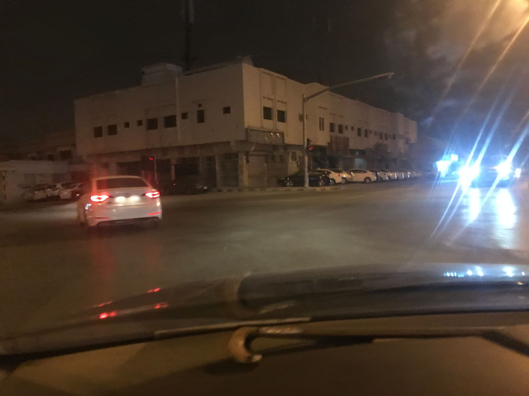 Street view near Alluhaidan's, Riyadh — © mjoodealtamimi (CC BY-SA · Mapillary)