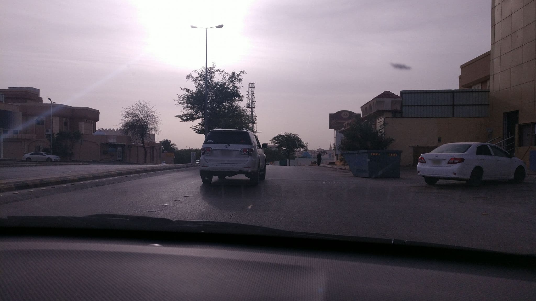Street view near Zievle Hotel | فندق زيفل, Buraydah — © mustafakamil (CC BY-SA · Mapillary)