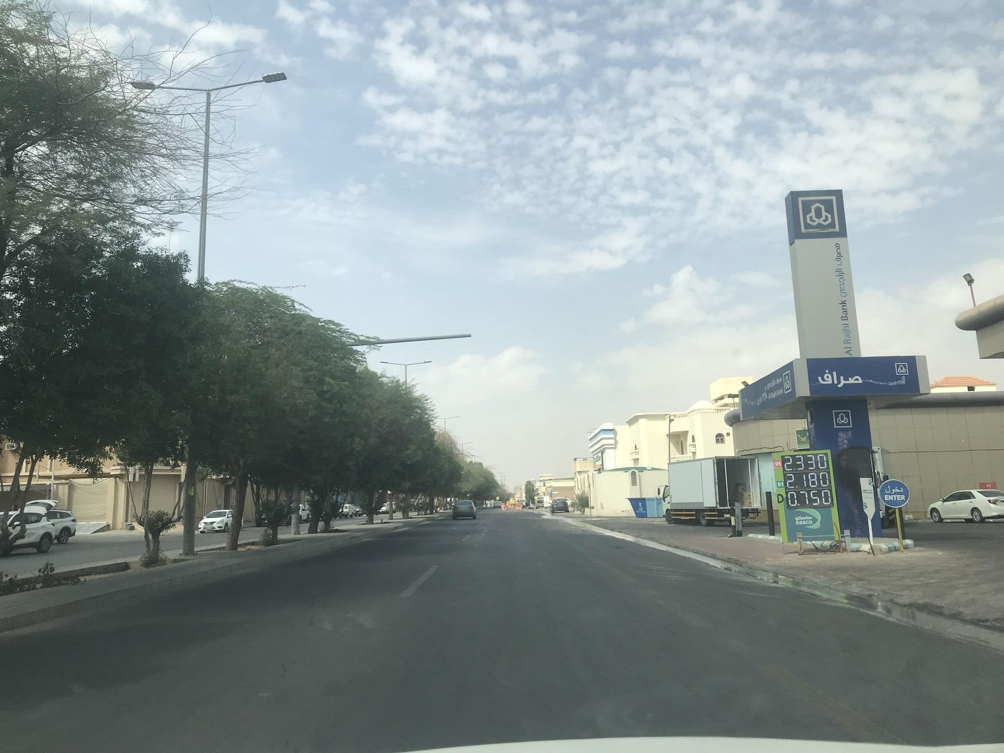 Street view near Manazel Al Hamra Apartment, Buraydah — © FahadAlharbi (CC BY-SA · Mapillary)