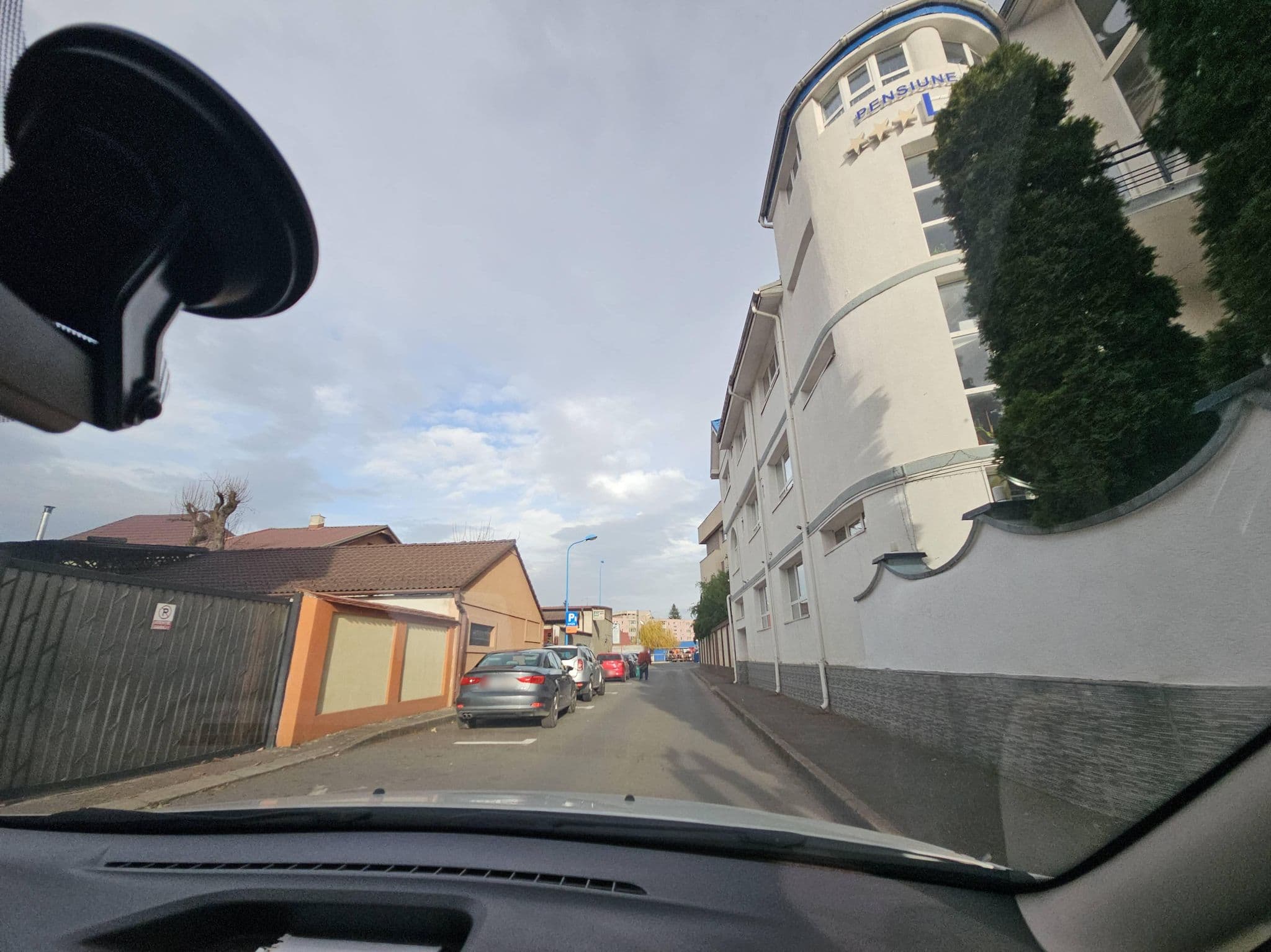 Street view near Pensiunea Leo, Braşov
