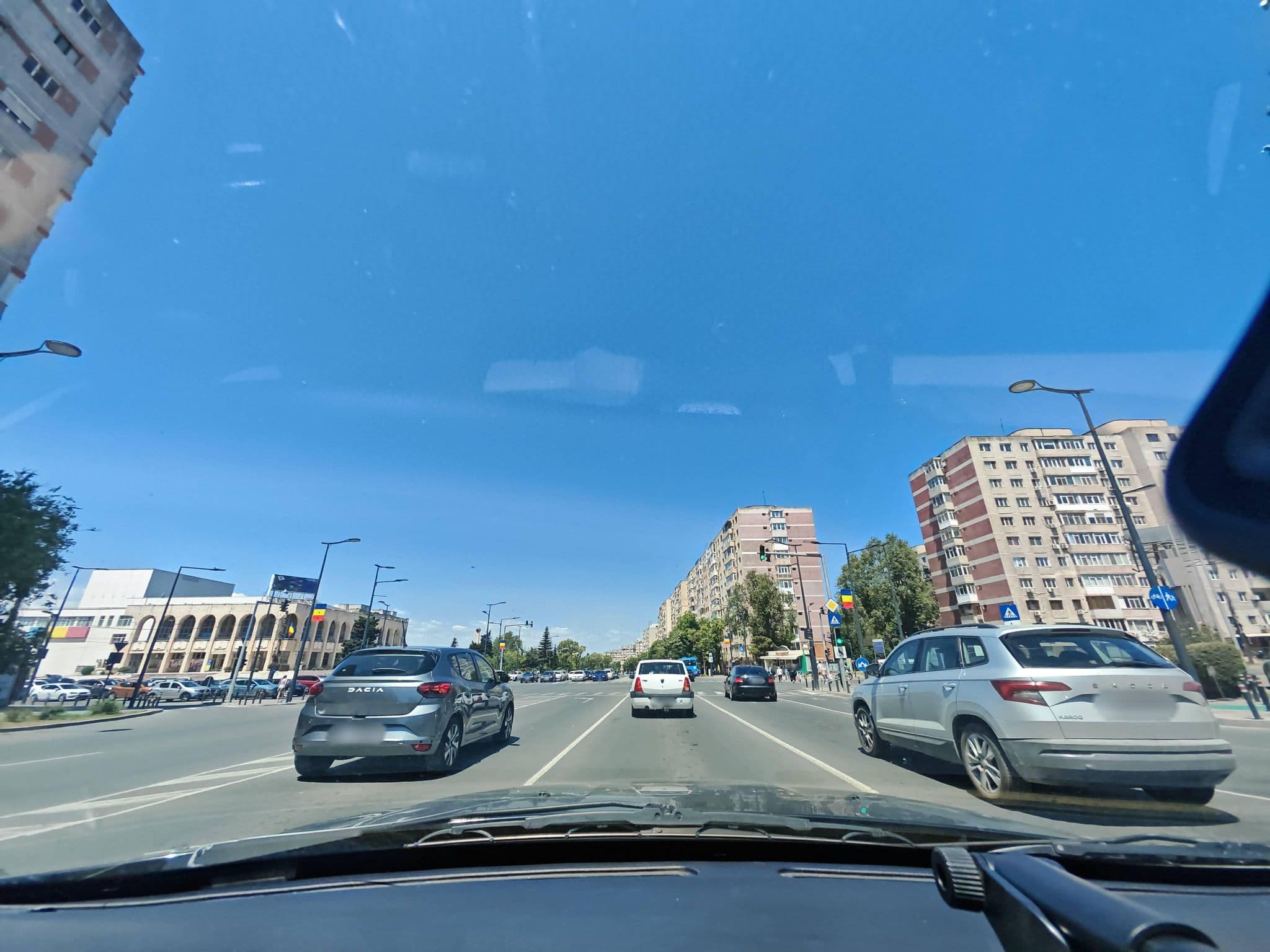 Street view near Ambra Boutique Hotel, Constanţa — © oled13 (CC BY-SA · Mapillary)