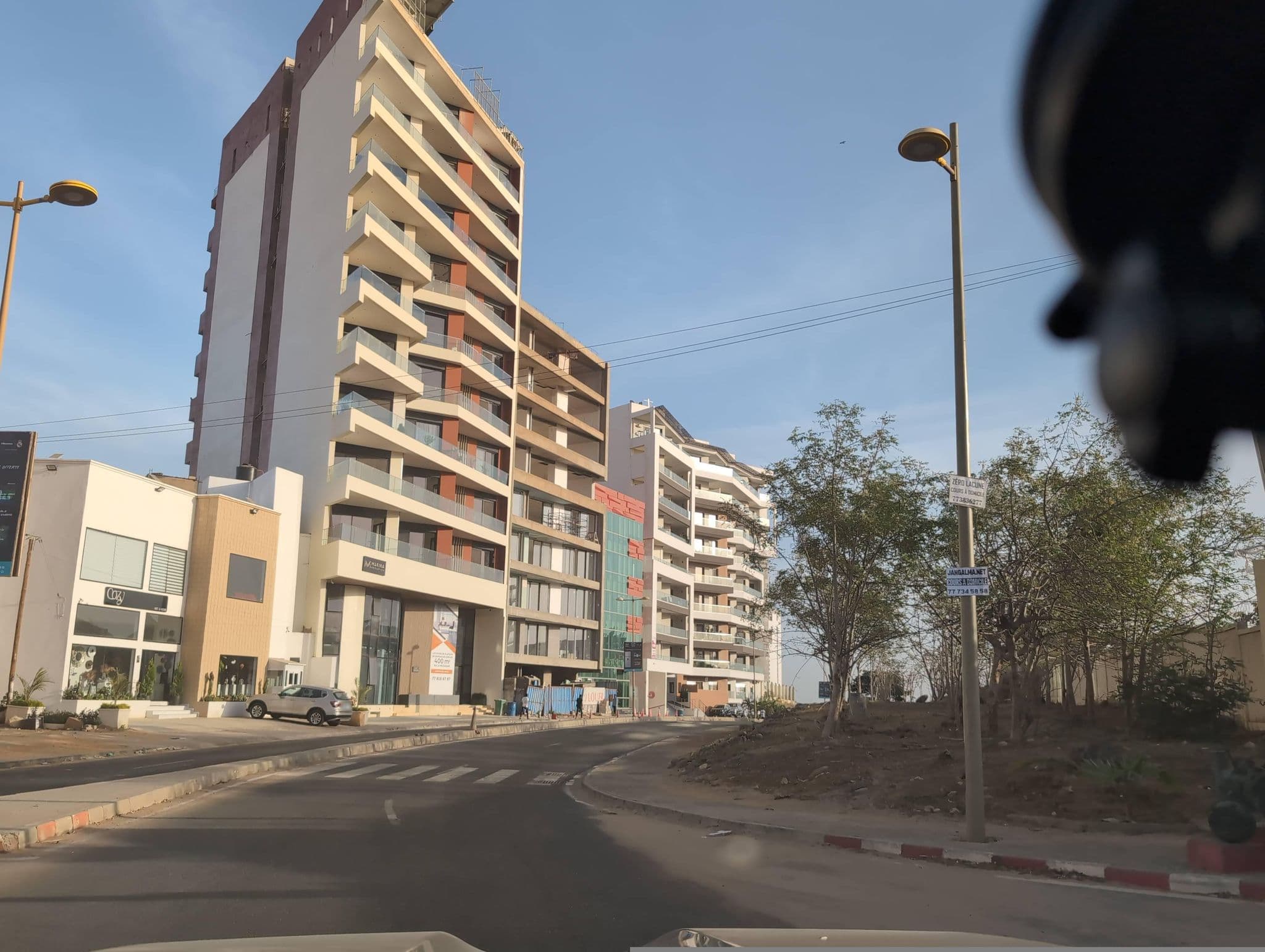 Street view near Hotel La Corniche, Mermoz Boabab — © tbo47 (CC BY-SA · Mapillary)