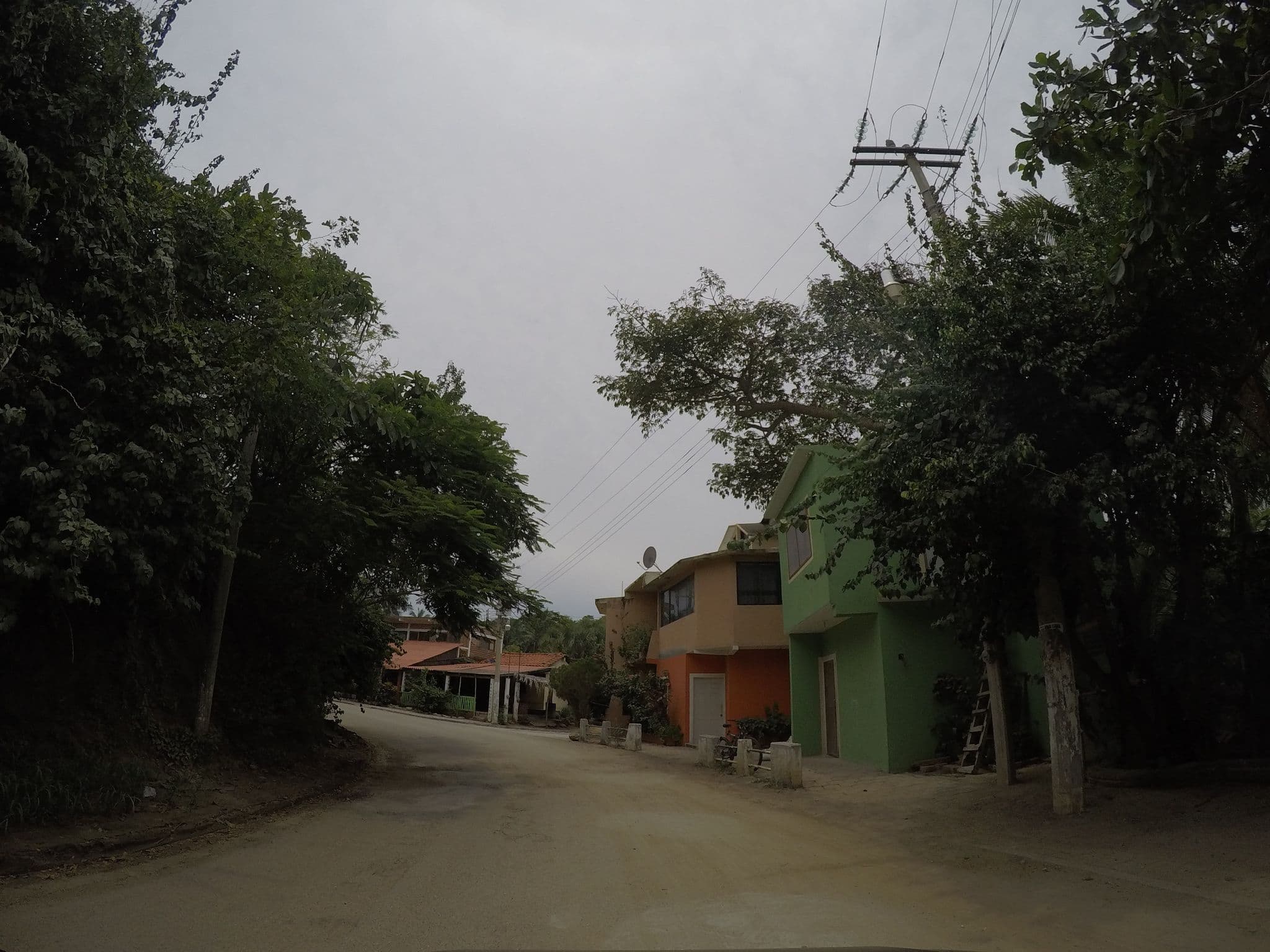 Street view near Catello Oasis, Puerto Ángel — © t0mmy (CC BY-SA · Mapillary)