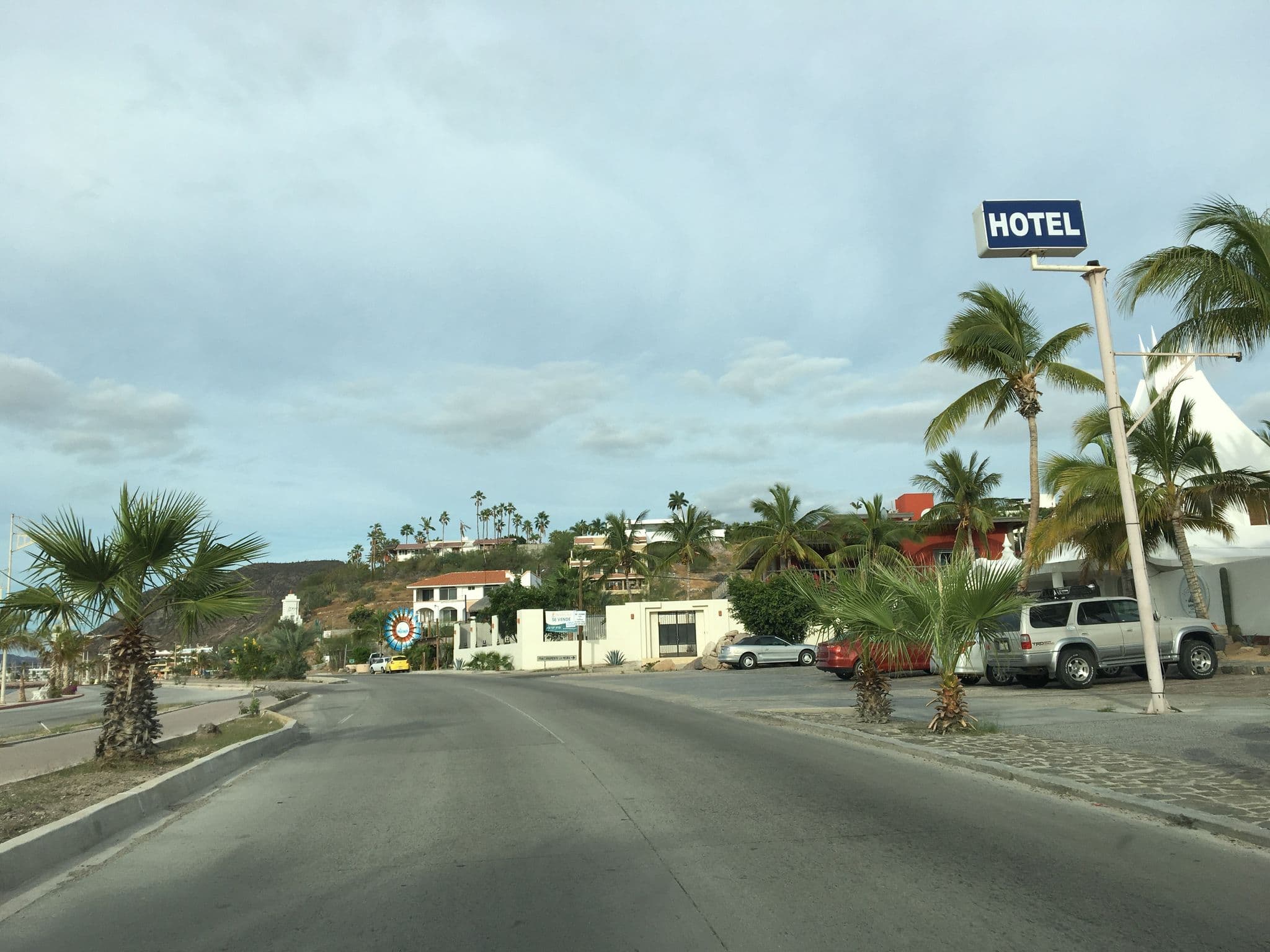 Street view near El Moro Club, La Paz — © ccossio (CC BY-SA · Mapillary)