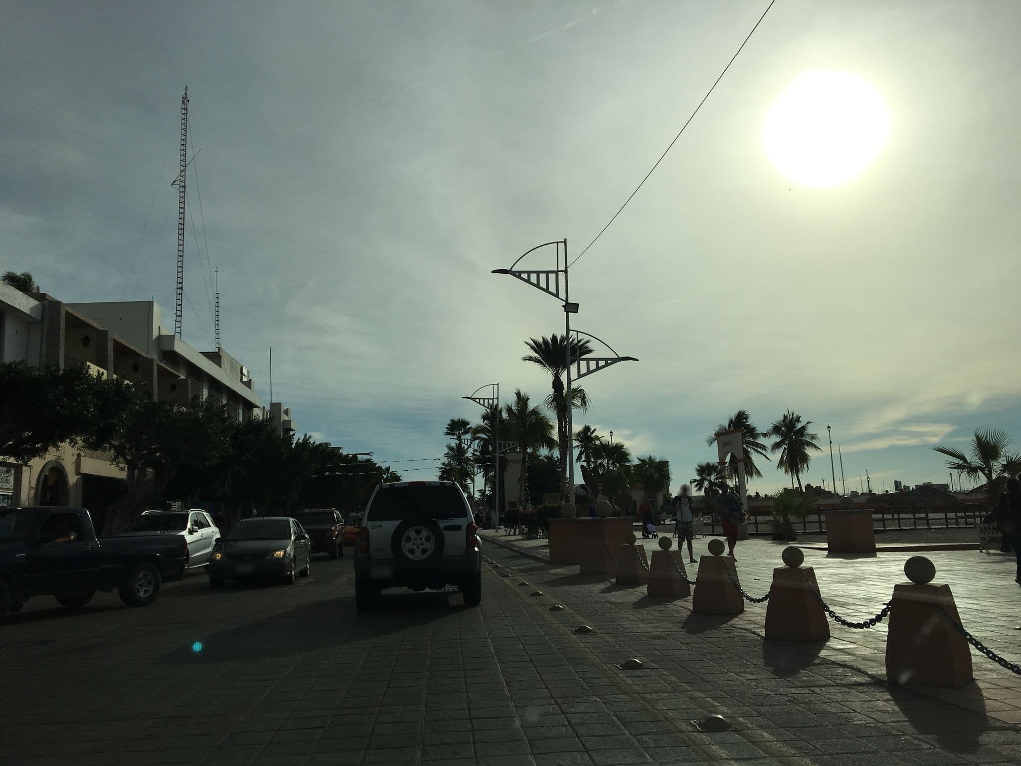 Street view near Hotel Posada de la Misión, La Paz — © ccossio (CC BY-SA · Mapillary)