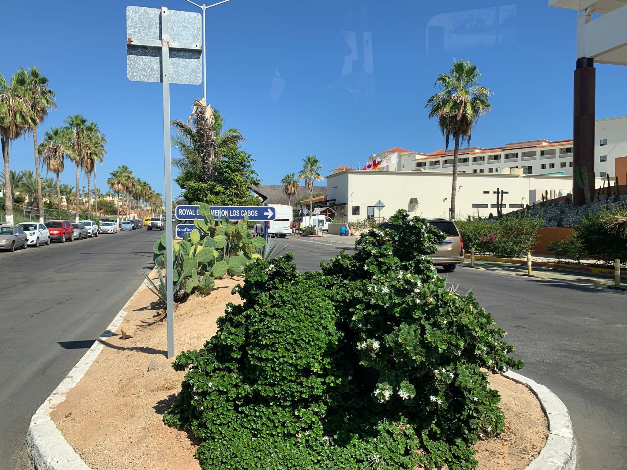 Street view near Royal Decameron los Cabos - All Inclusive, San José del Cabo — © innerpace (CC BY-SA · Mapillary)