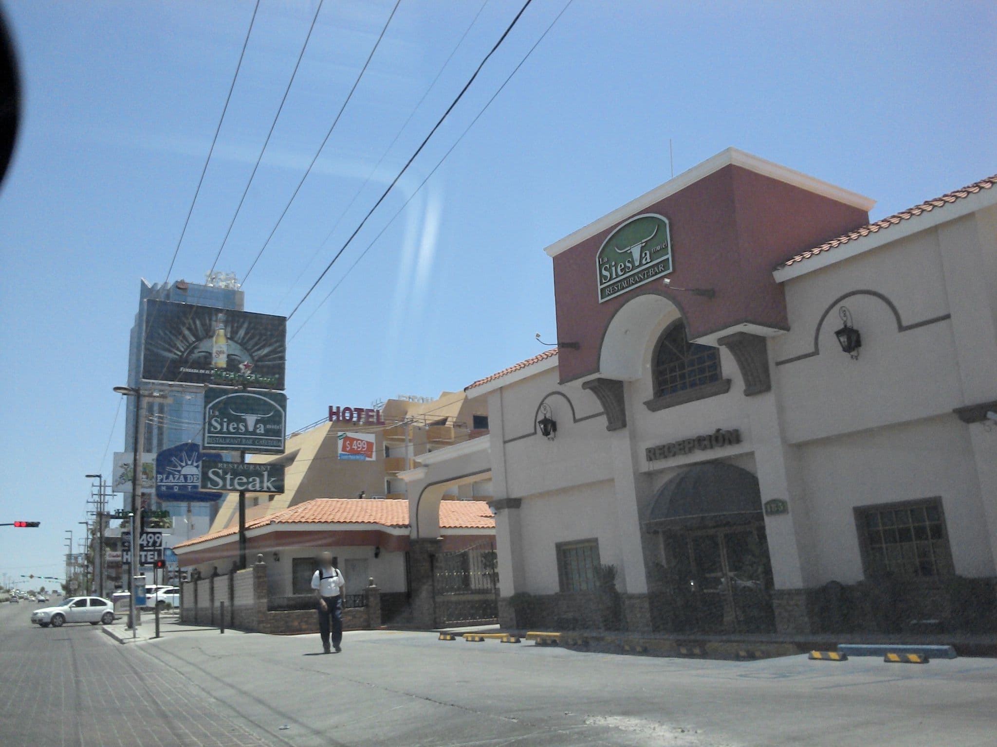 Street view near Zona Hotelera Hermosillo, Hermosillo — © luzmargaritas (CC BY-SA · Mapillary)