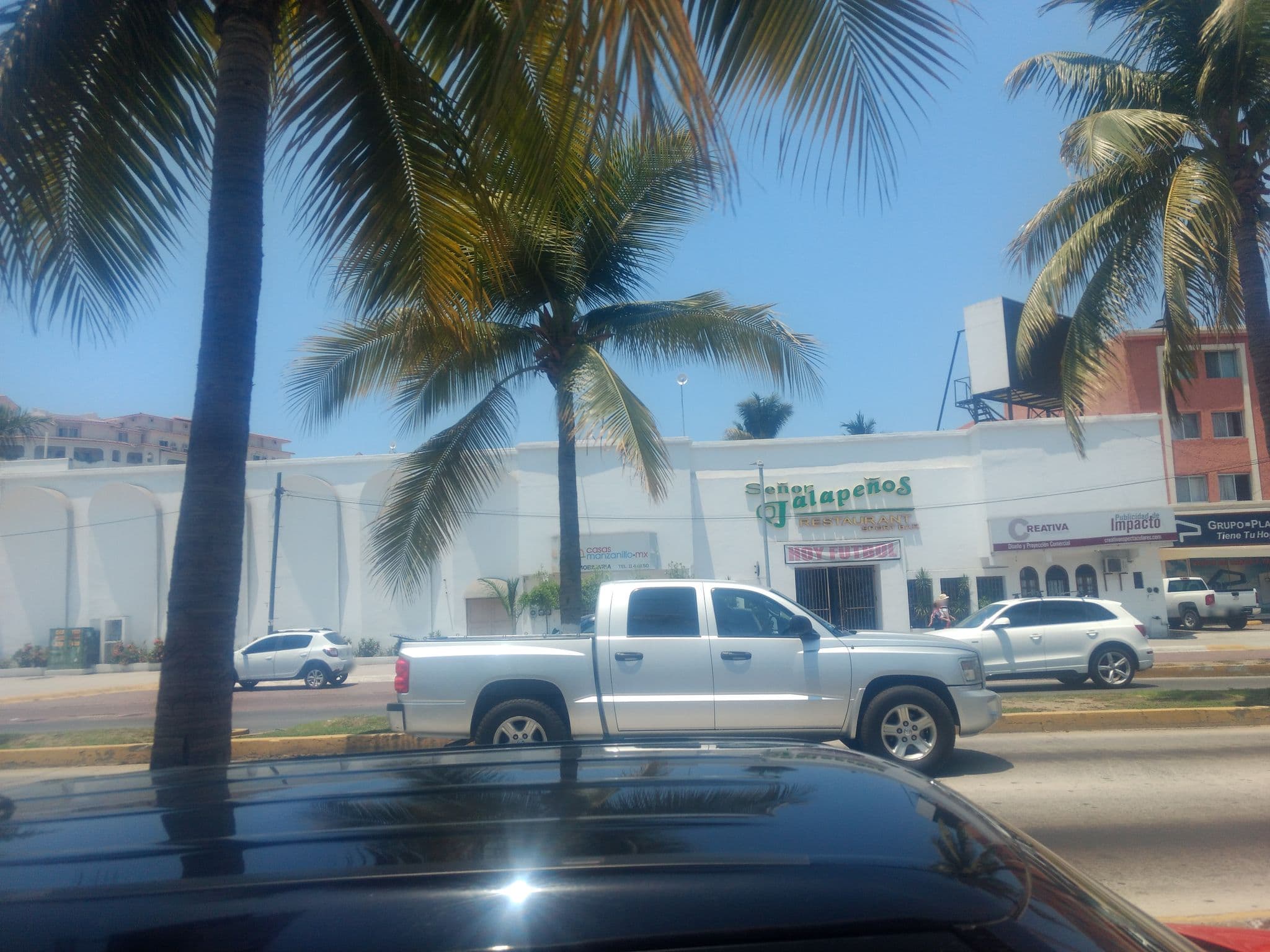 Street view near Hotel Posada Real, Manzanillo — © mapeadora (CC BY-SA · Mapillary)