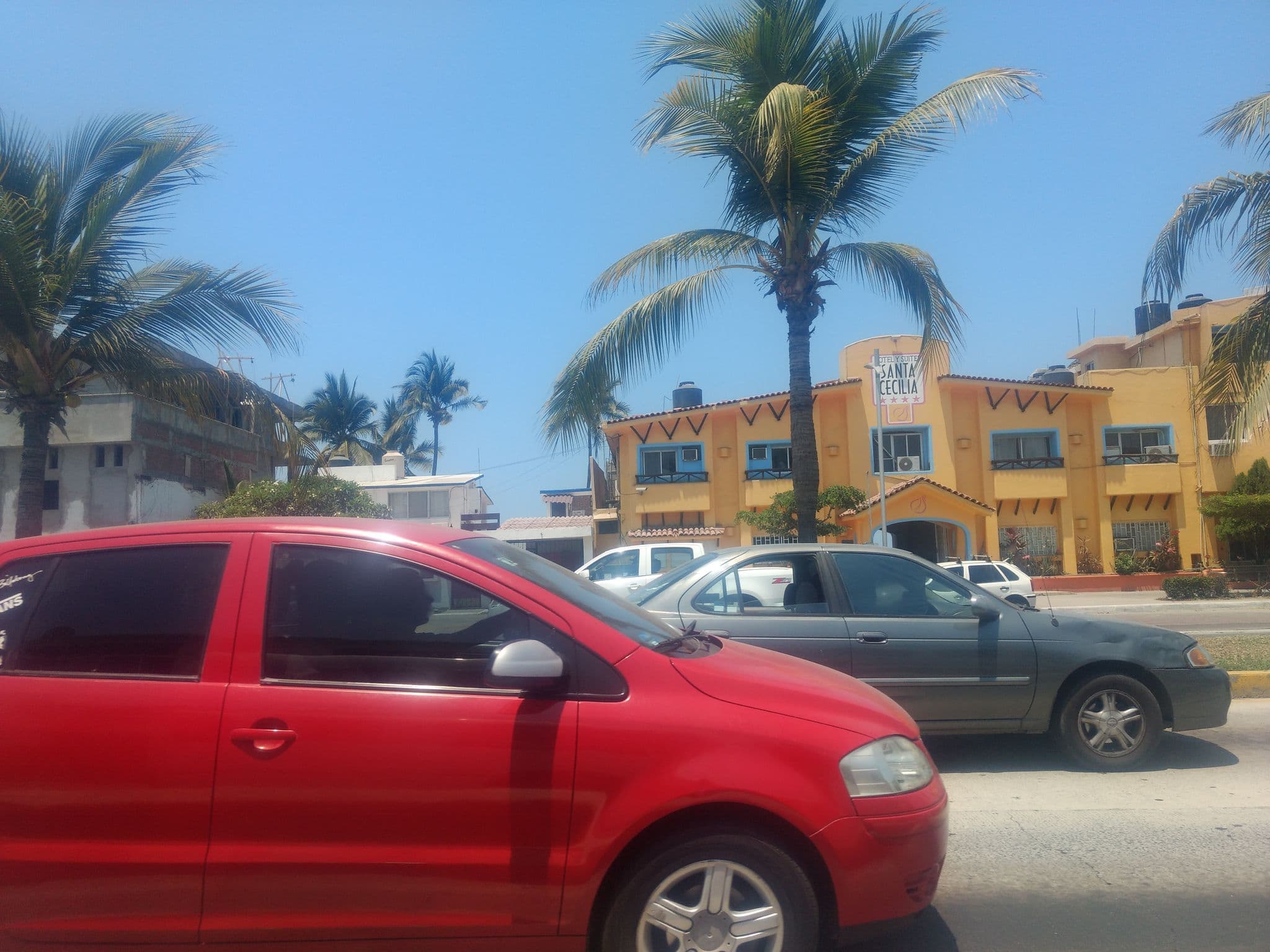 Street view near Hotel Concierge Inn Santa Cecilia, Manzanillo — © mapeadora (CC BY-SA · Mapillary)
