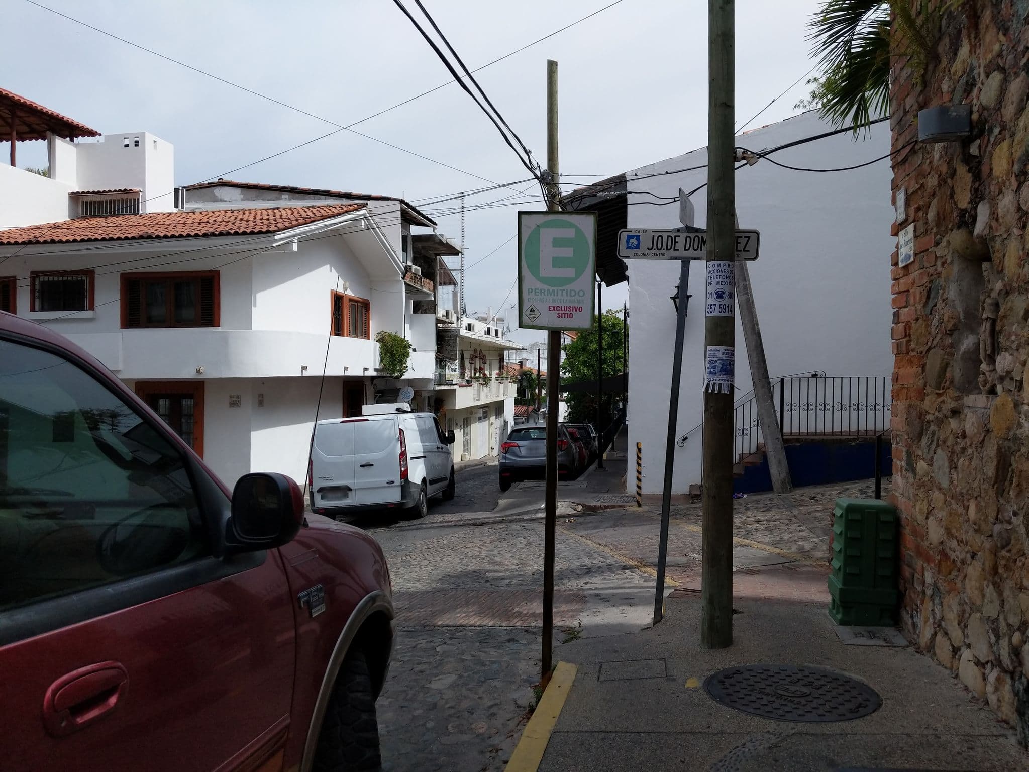Street view near Casa Danny, Puerto Vallarta — © chrisbeddow (CC BY-SA · Mapillary)