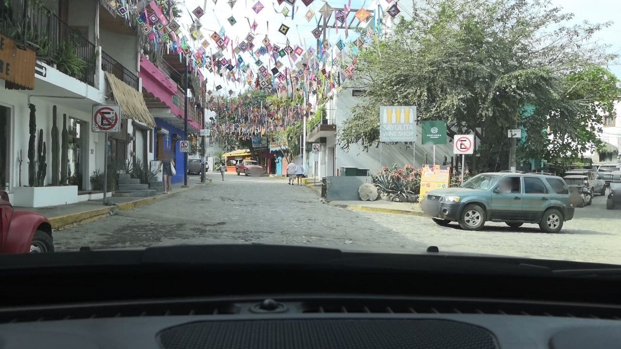 Street view near Bungalows Jaqueline, Sayulita — © oramire (CC BY-SA · Mapillary)