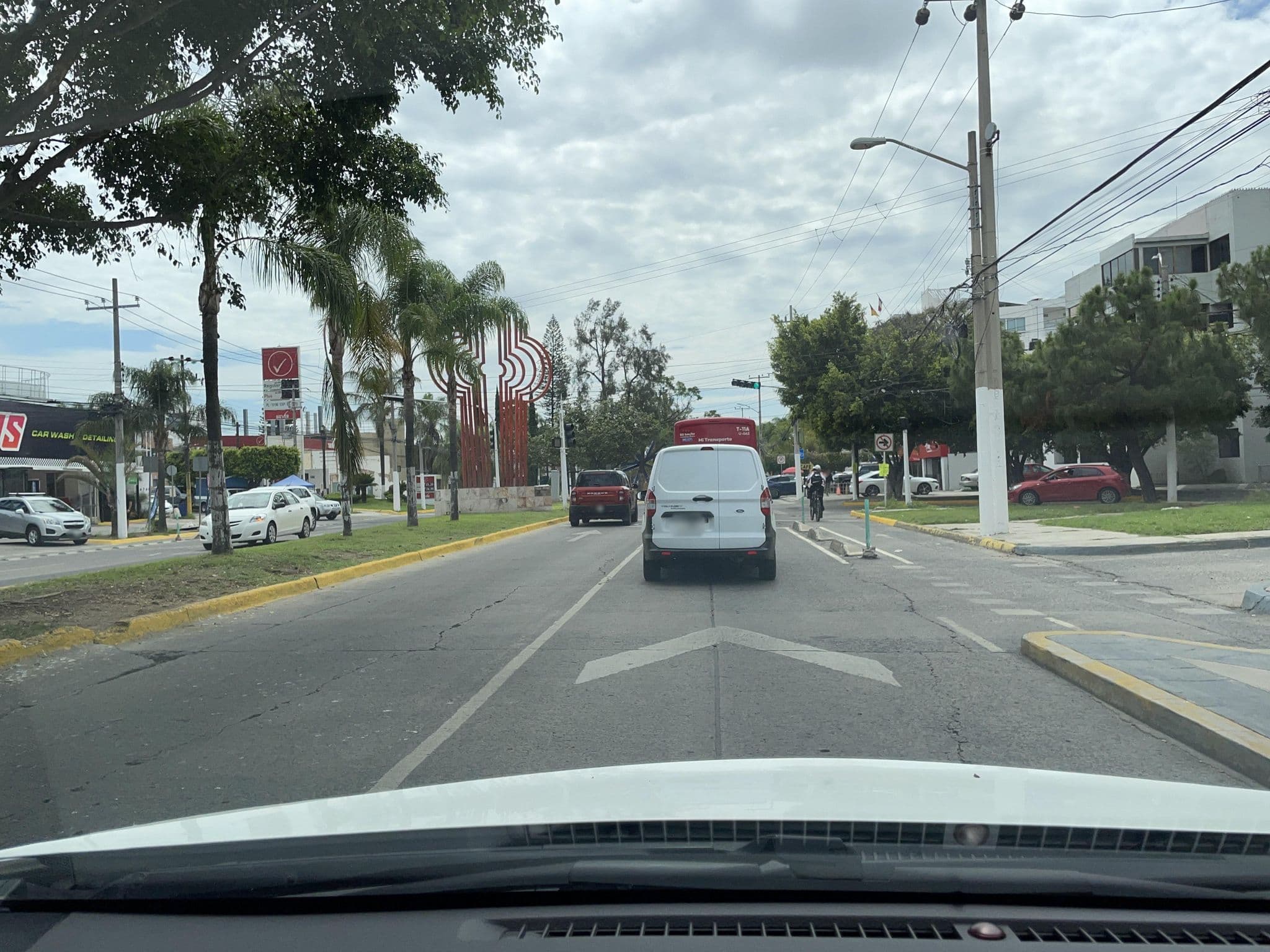 Street view near torre londres, Zapopan2 — © DanielRguez14 (CC BY-SA · Mapillary)