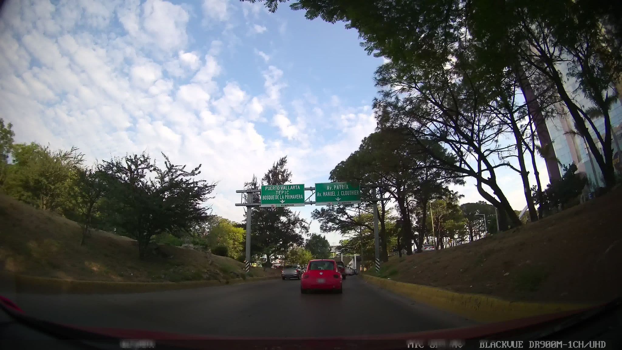 Street view near Hote Los Cubos, Zapopan2 — © kaart_1 (CC BY-SA · Mapillary)