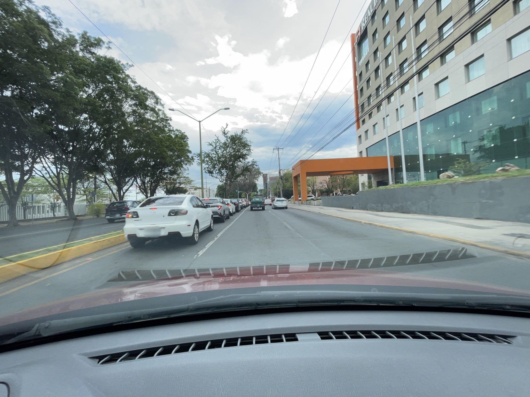 Street view near Hotel EXPOINN, Guadalajara — © DanielRguez14 (CC BY-SA · Mapillary)