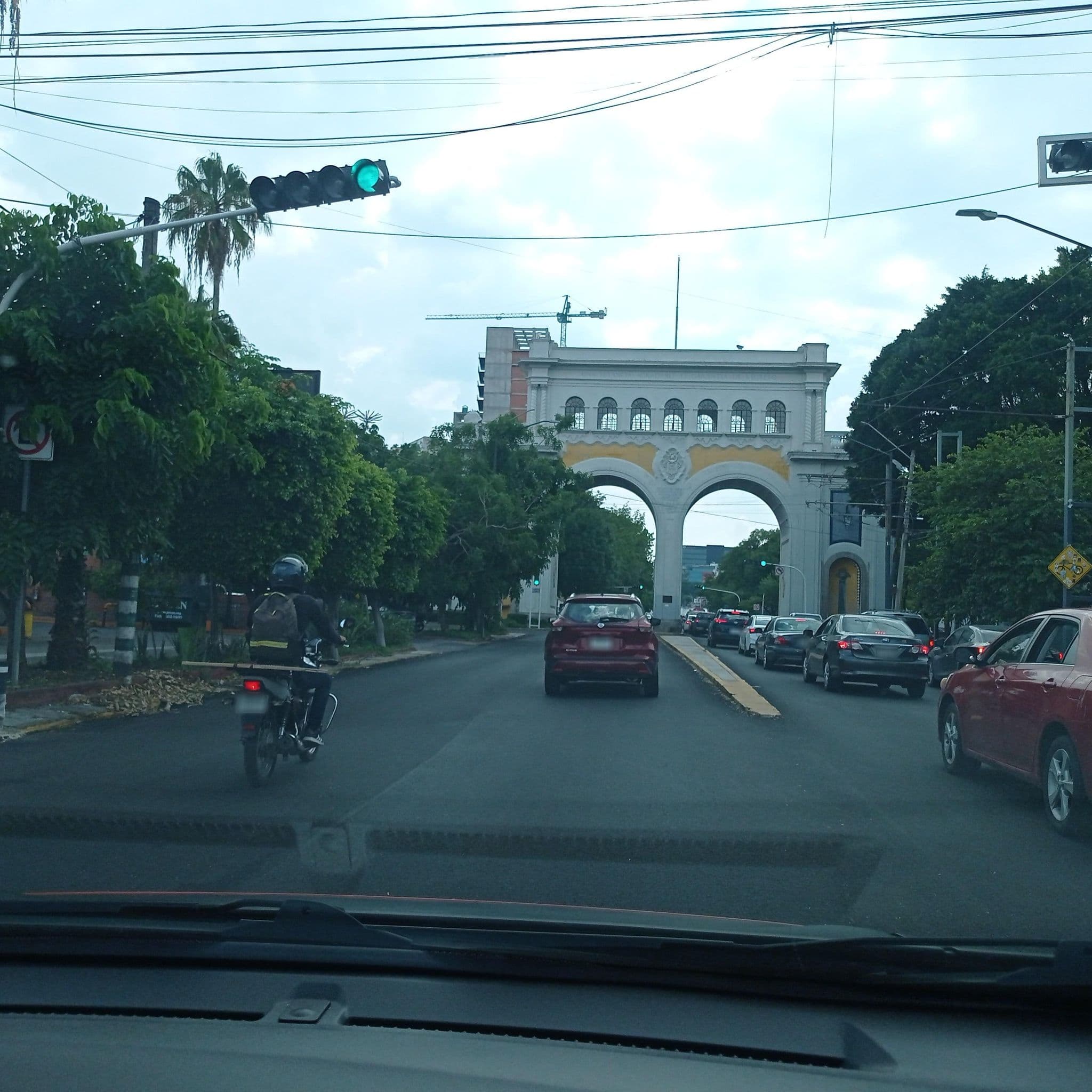 Street view near El Guanatos Bar, Guadalajara — © xe1gyp (CC BY-SA · Mapillary)