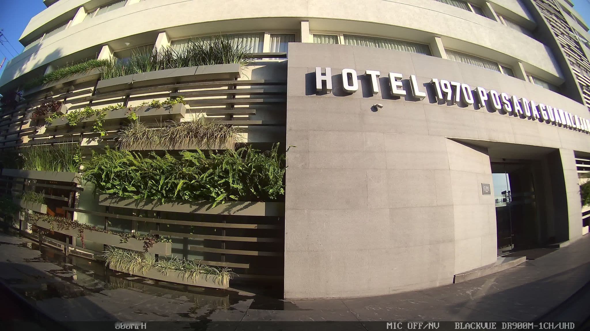 Street view near Hotel Indigo Guadalajara Expo, an IHG Hotel, Guadalajara — © kaart_1 (CC BY-SA · Mapillary)