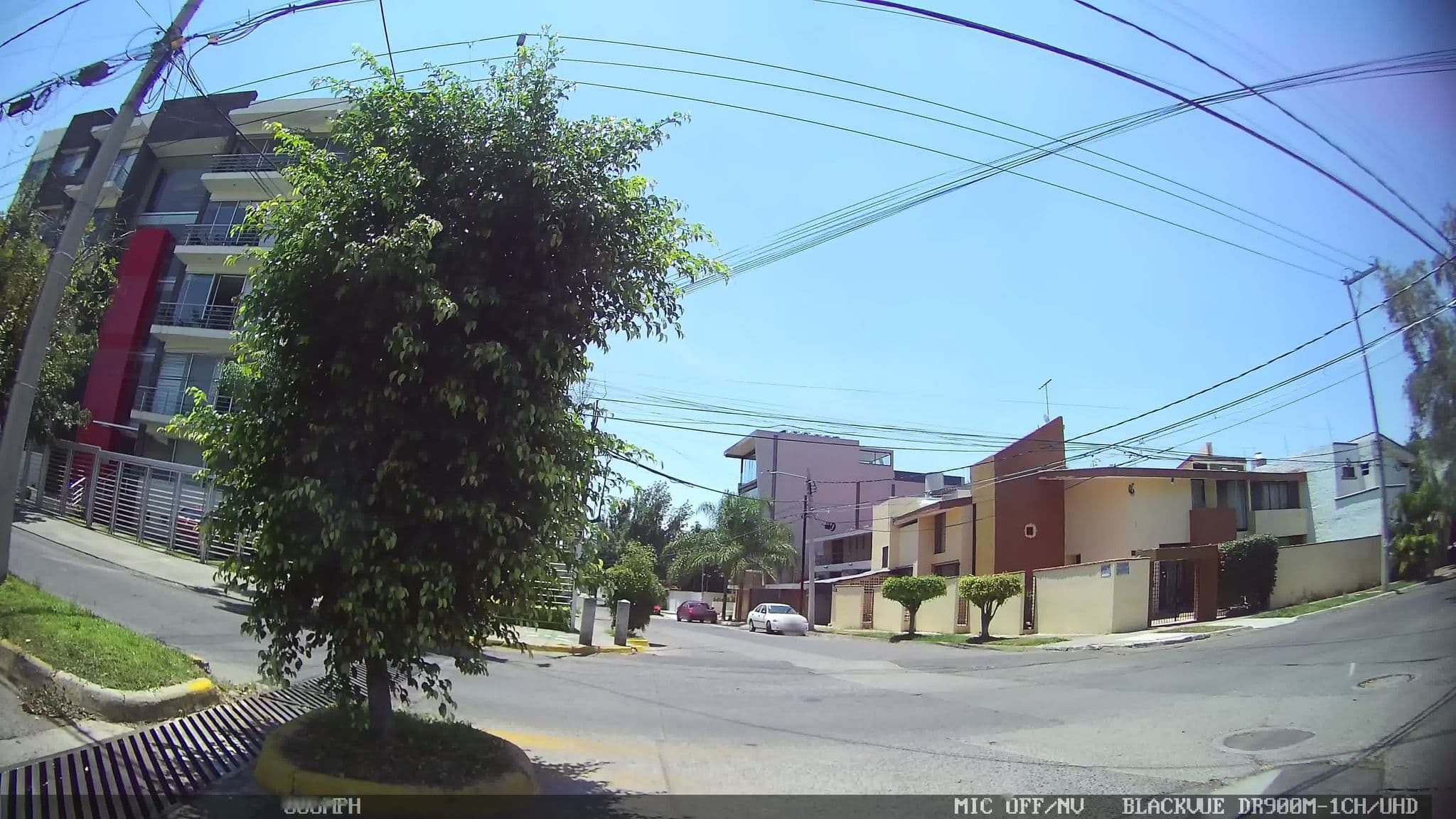 Street view near Bering Country Apartamentos, Guadalajara — © kaart_1 (CC BY-SA · Mapillary)
