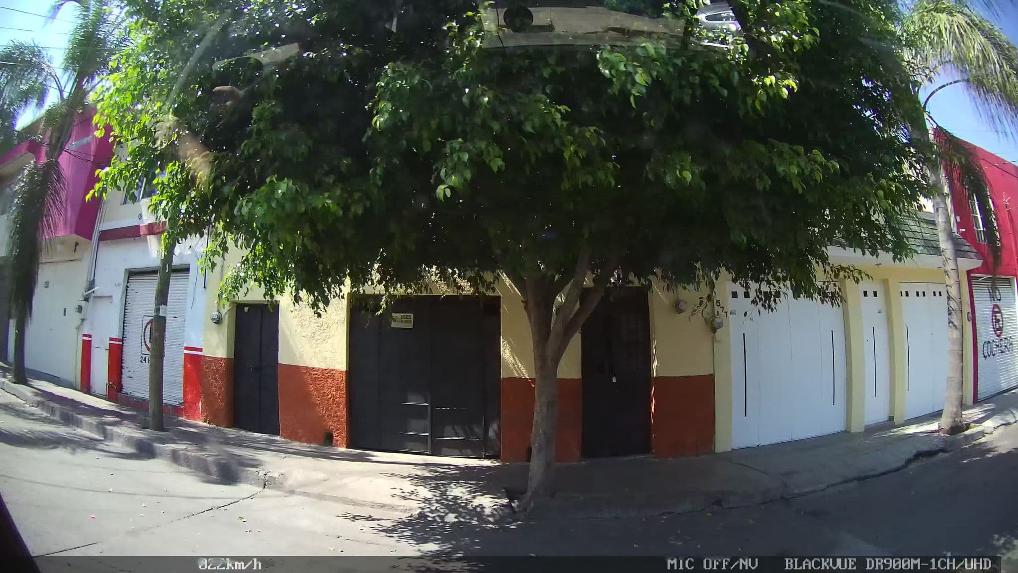 Street view near Hotel Casa Tlaquepaque, Tlaquepaque — © kaart_3 (CC BY-SA · Mapillary)