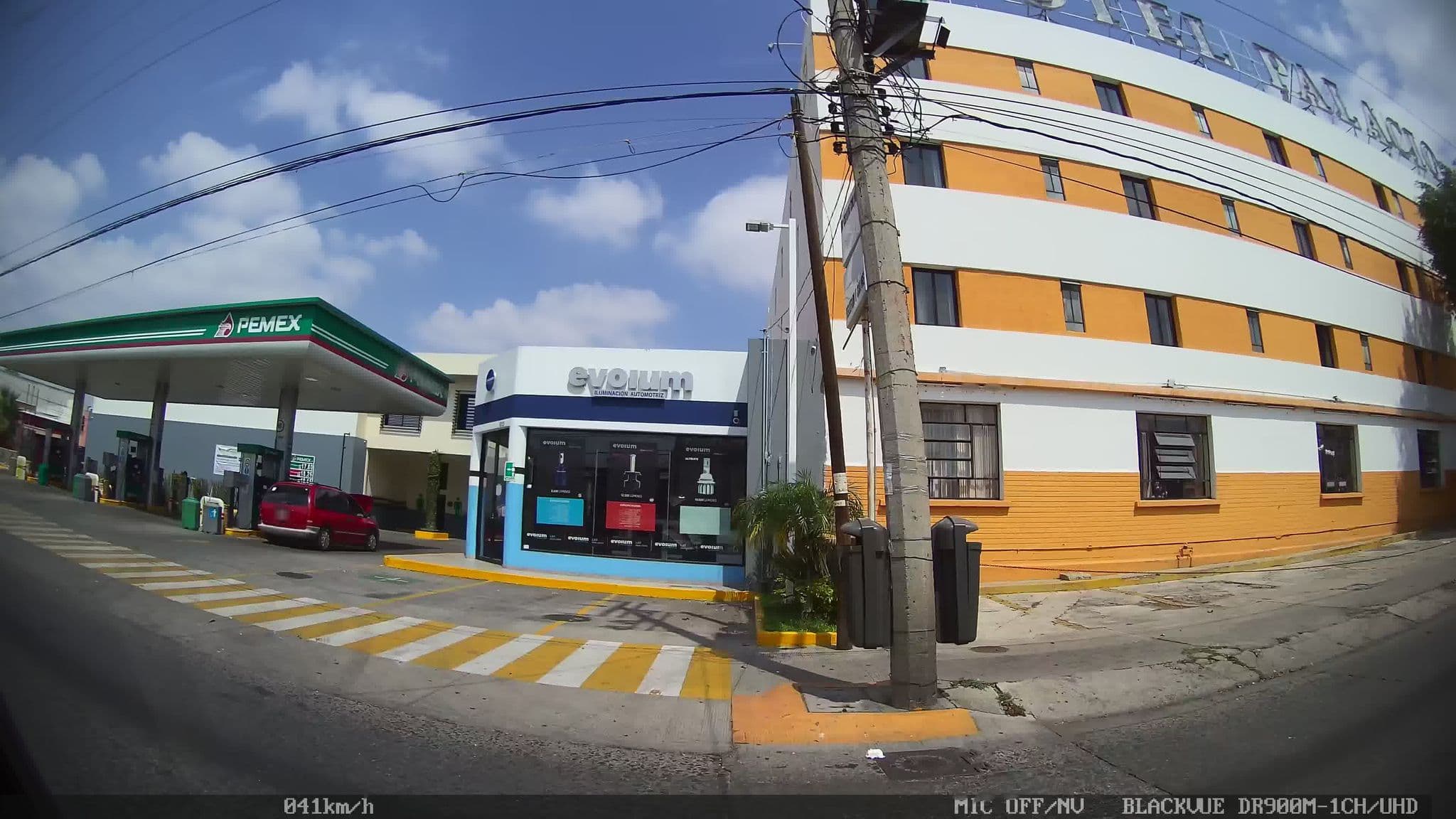Street view near Hotel Palacio, Guadalajara — © kaart_3 (CC BY-SA · Mapillary)