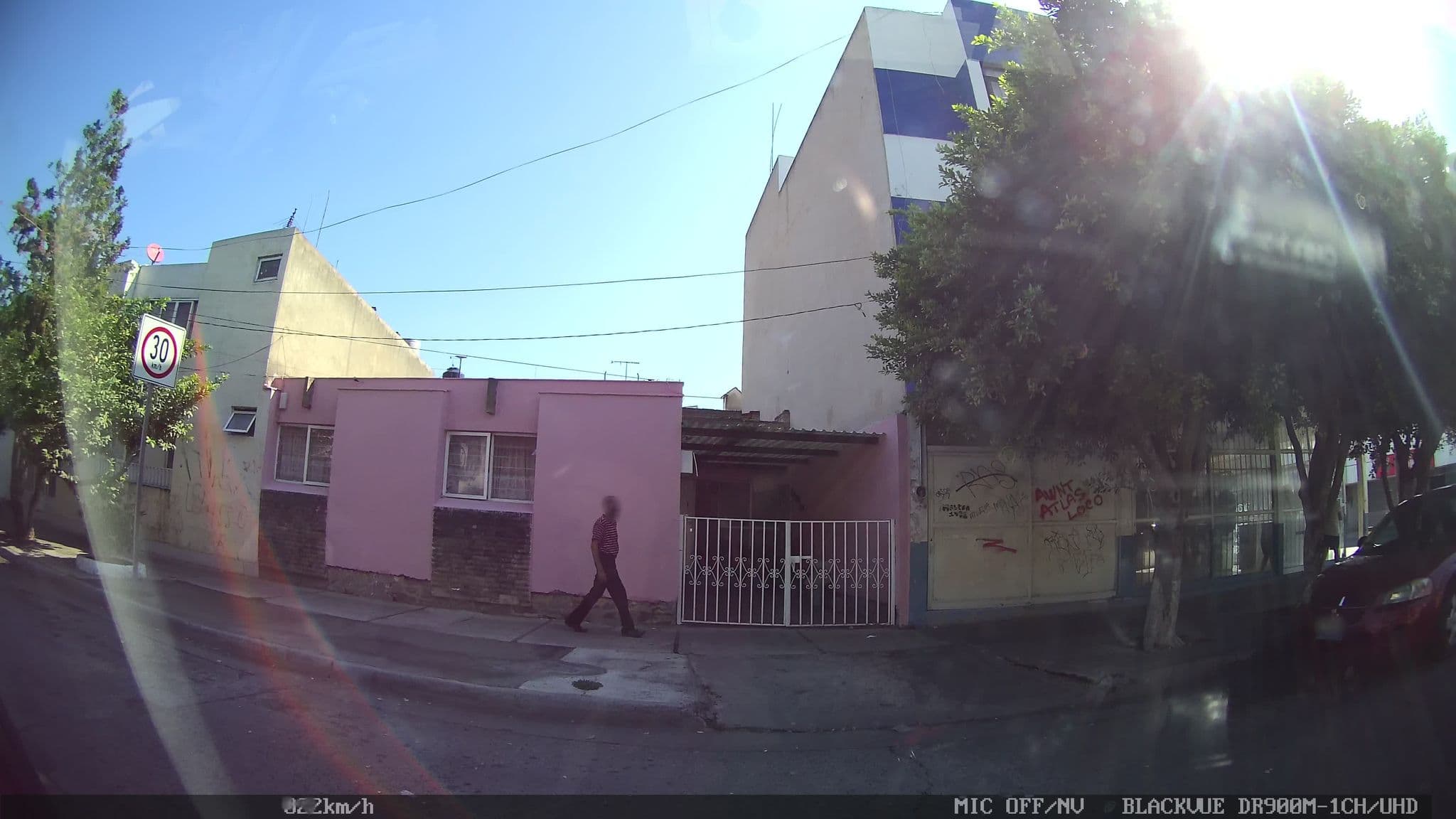 Street view near Motel Posada Chamizal, Tlaquepaque — © kaart_3 (CC BY-SA · Mapillary)