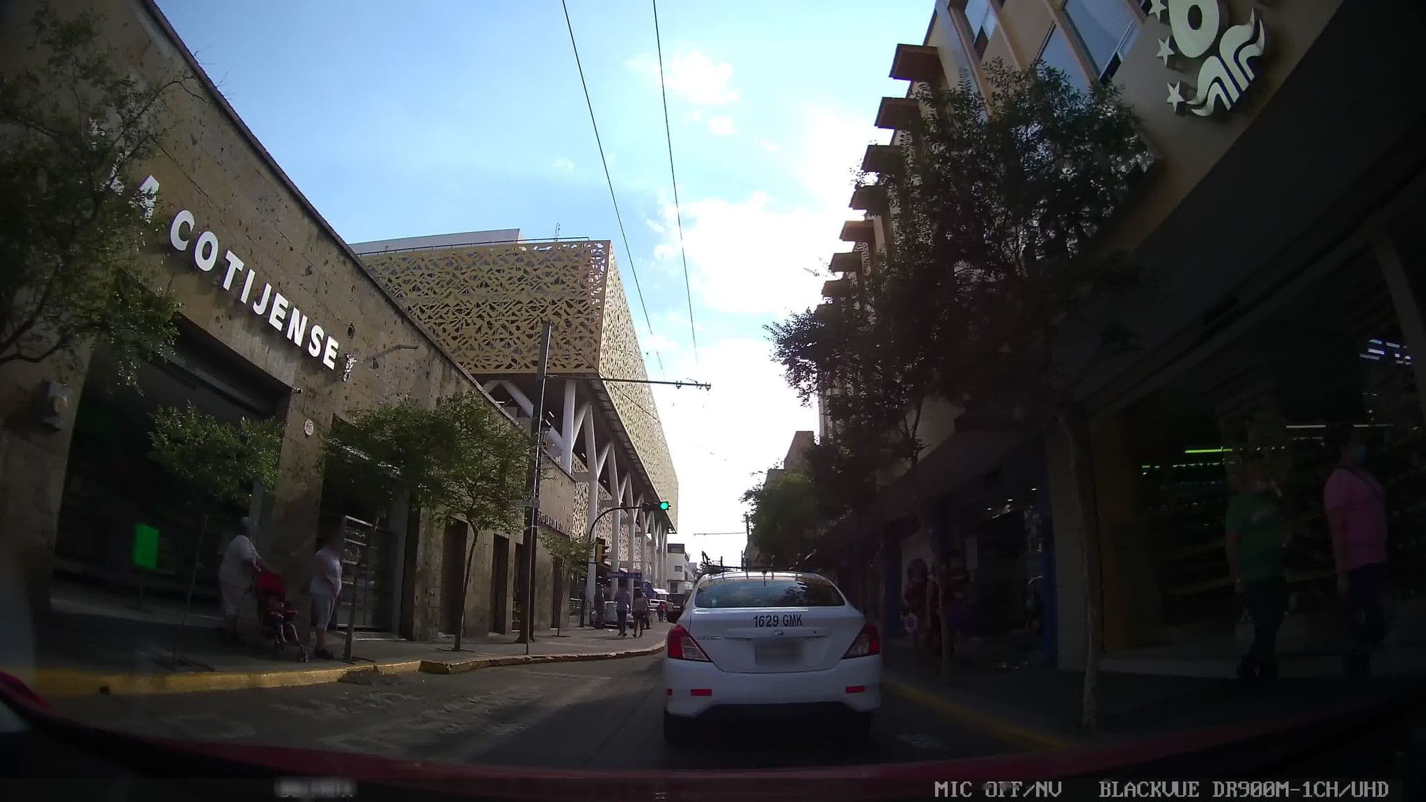 Street view near Transporte Urbano, Guadalajara — © kaart_1 (CC BY-SA · Mapillary)