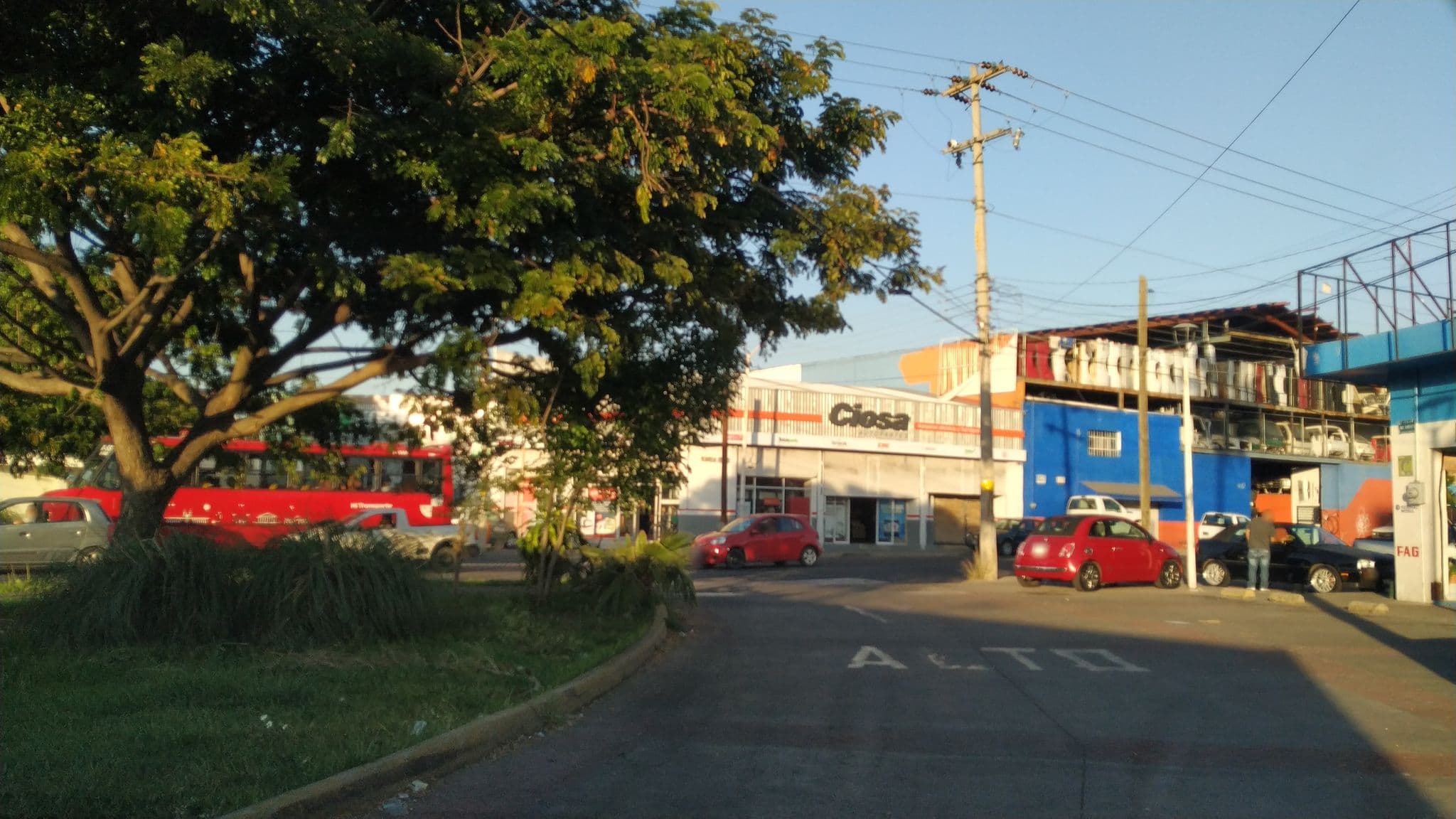 Street view near Hotel Azul, Guadalajara — © darkneoss (CC BY-SA · Mapillary)