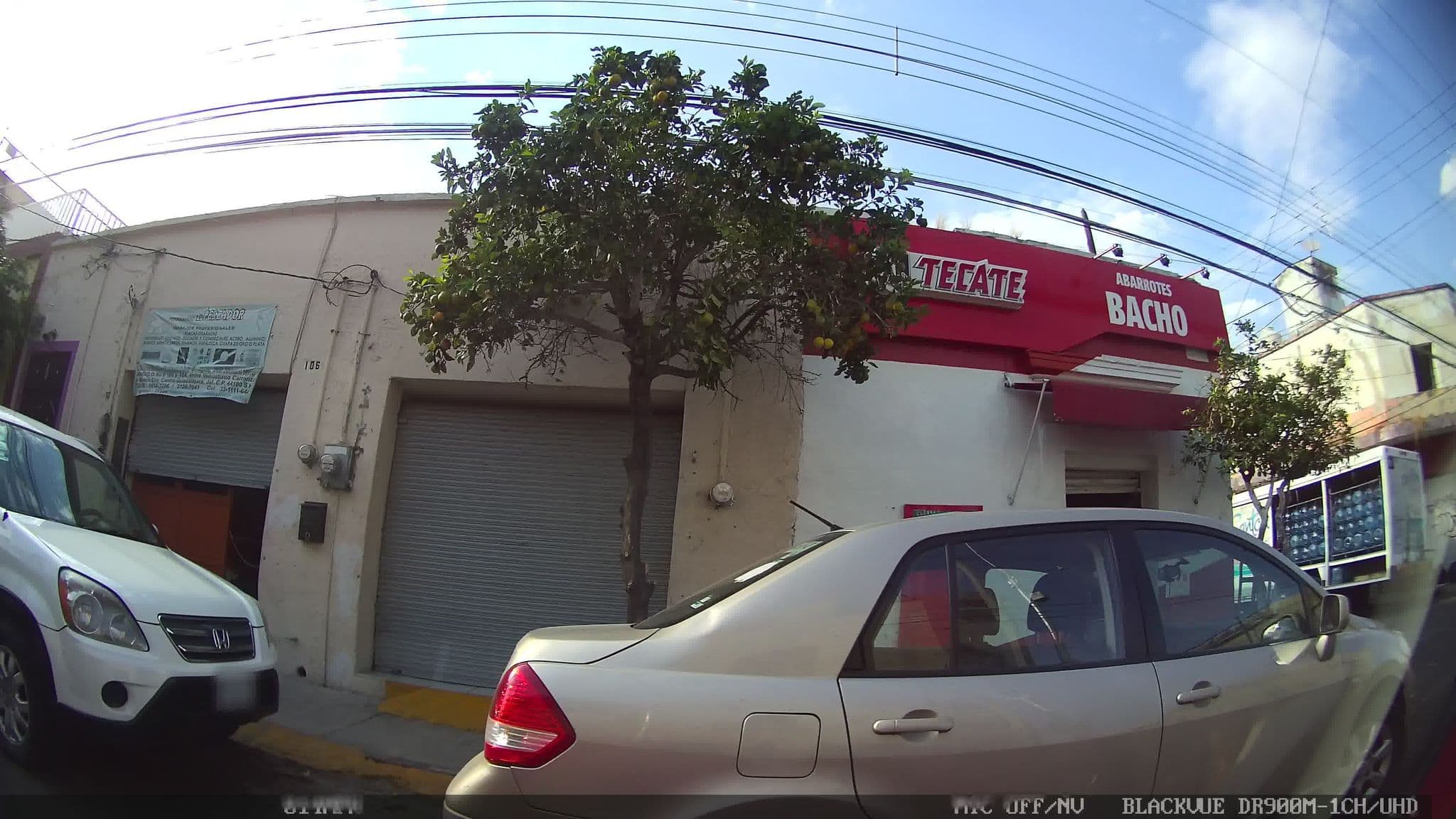 Street view near hotel las sabilas, Guadalajara — © kaart_1 (CC BY-SA · Mapillary)