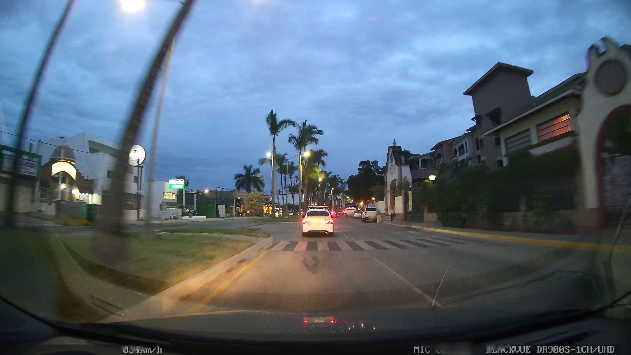 Street view near Lobby, Mazatlán — © nicovargas (CC BY-SA · Mapillary)