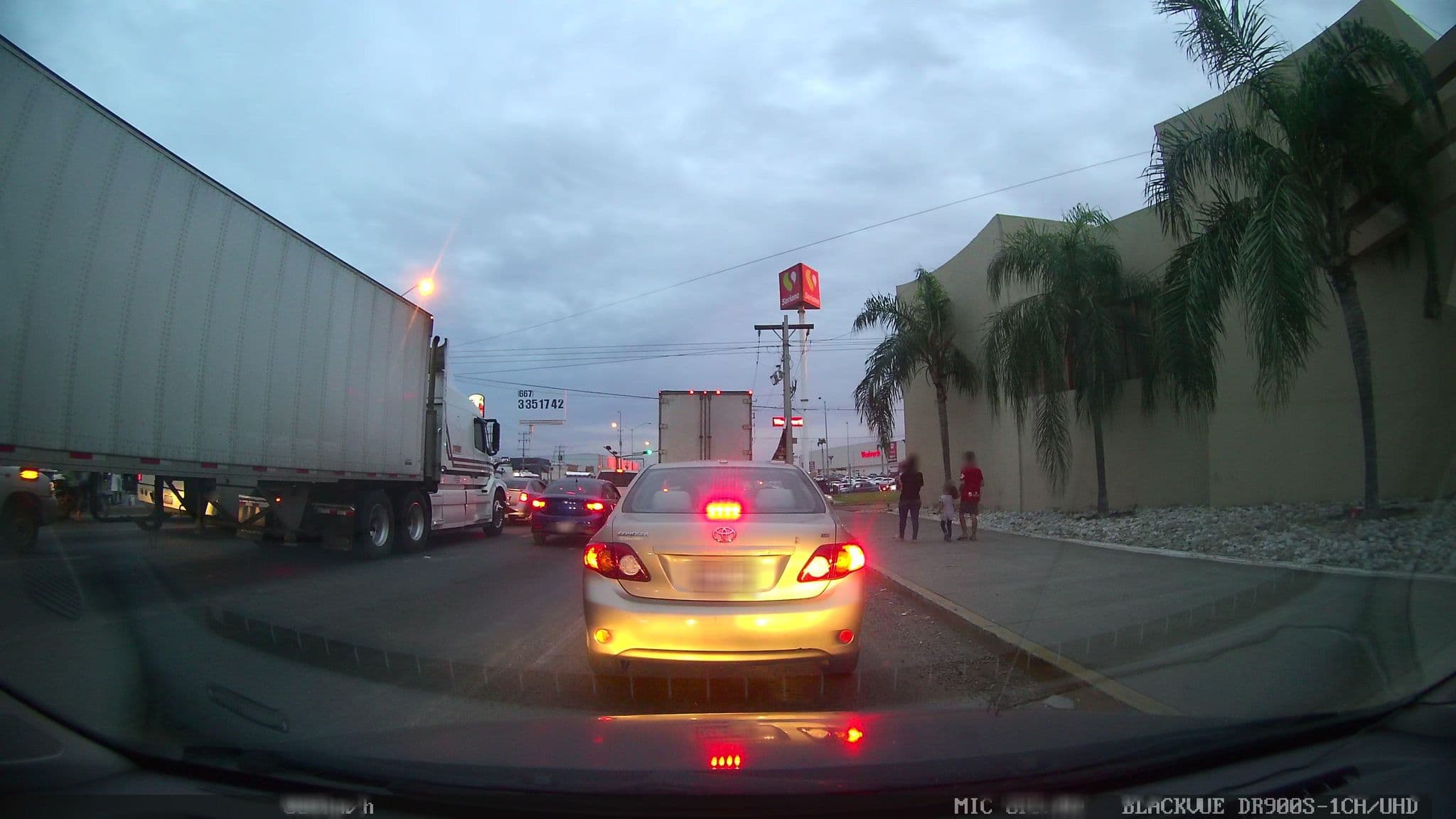 Street view near Motel Extasis, Mazatlán — © nicovargas (CC BY-SA · Mapillary)