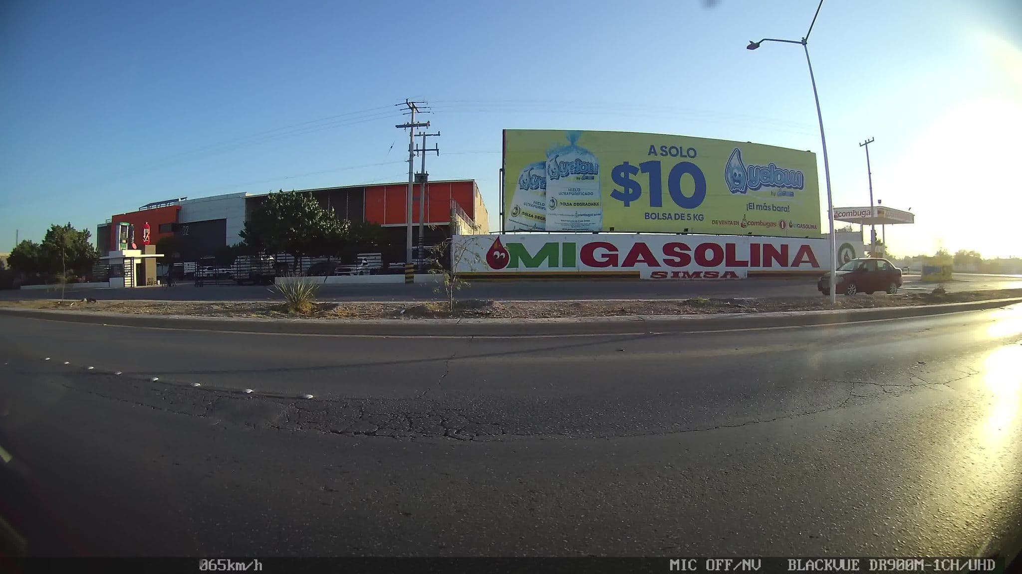 Street view near Motel Plaza, Torreón — © kaart_4 (CC BY-SA · Mapillary)