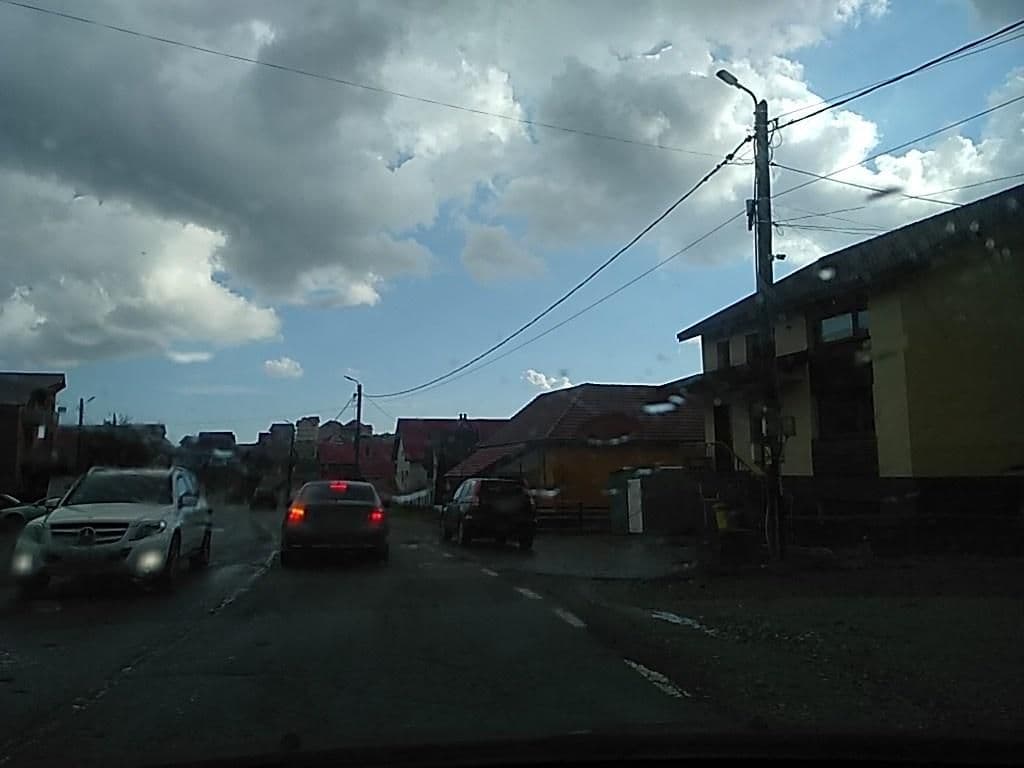 Street view near Vila Verde, Polovragi — © tavi (CC BY-SA · Mapillary)