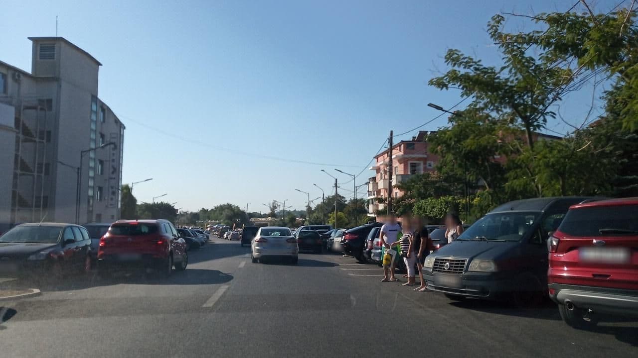 Street view near Vila Parc, Eforie Nord — © tavi (CC BY-SA · Mapillary)