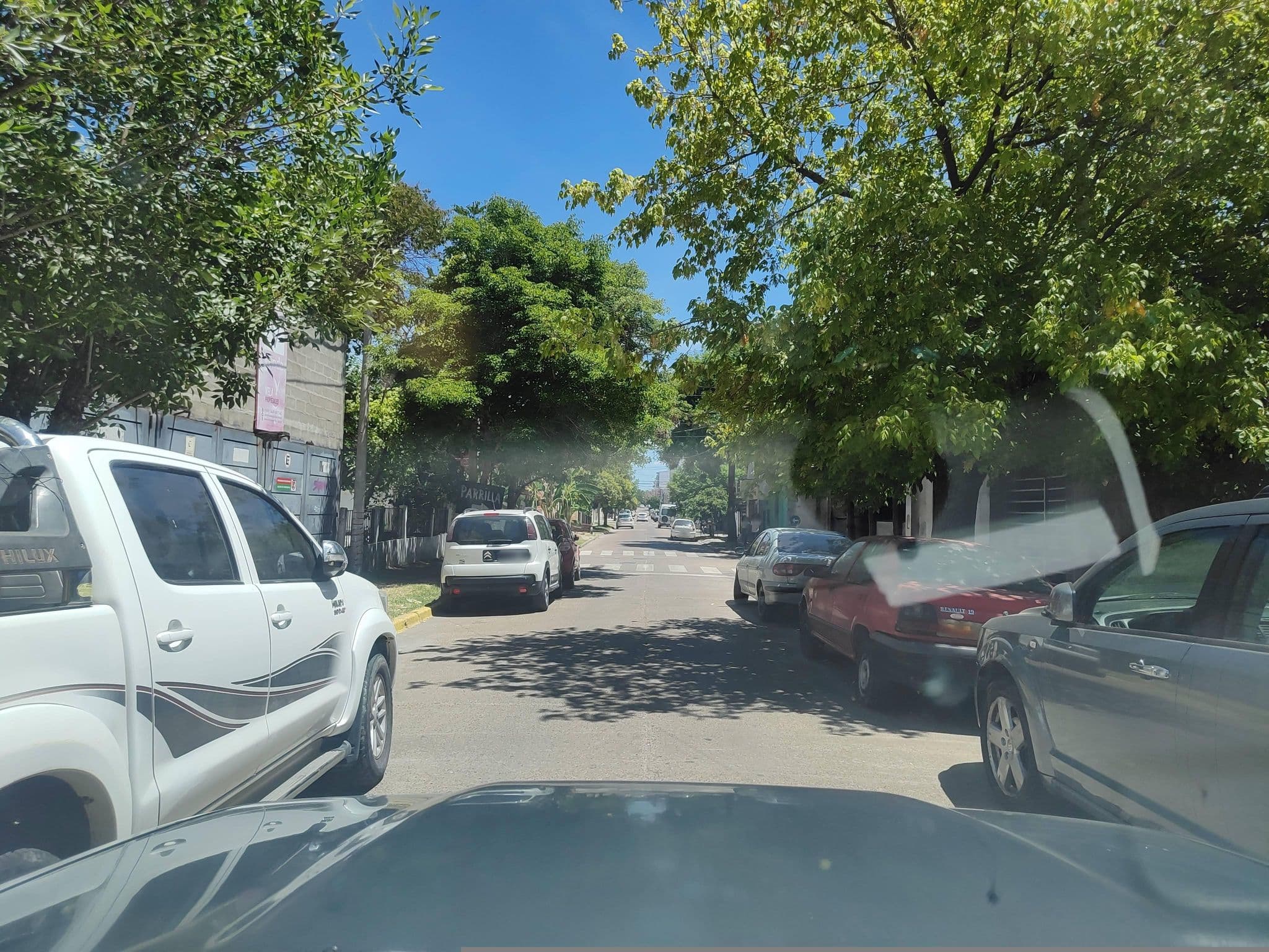 Street view near Hospedaje Matevale Gualeguaychu, Gualeguaychú — © andresduhour (CC BY-SA · Mapillary)